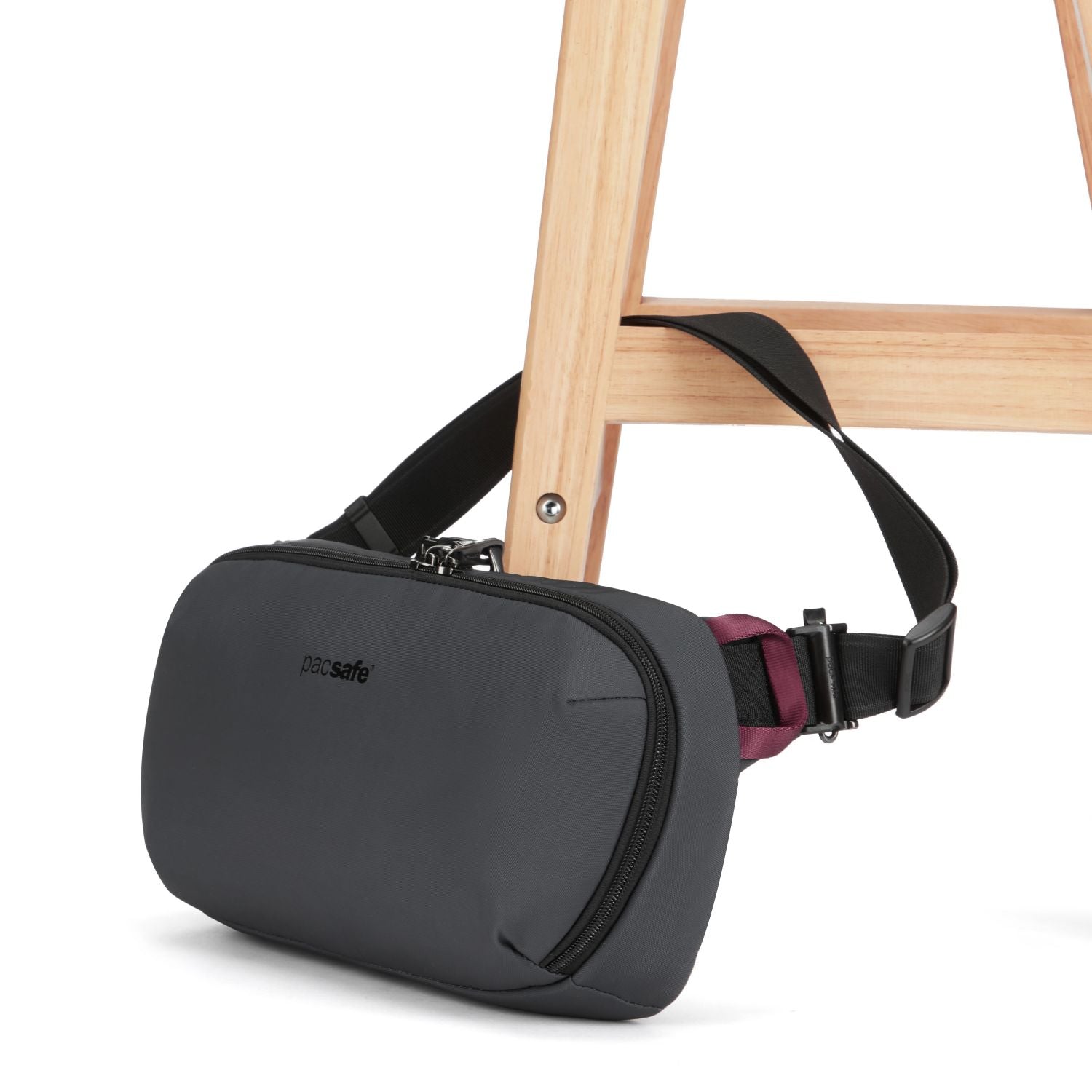 Pacsafe Metrosafe X Anti-Theft Urban Sling (SA)