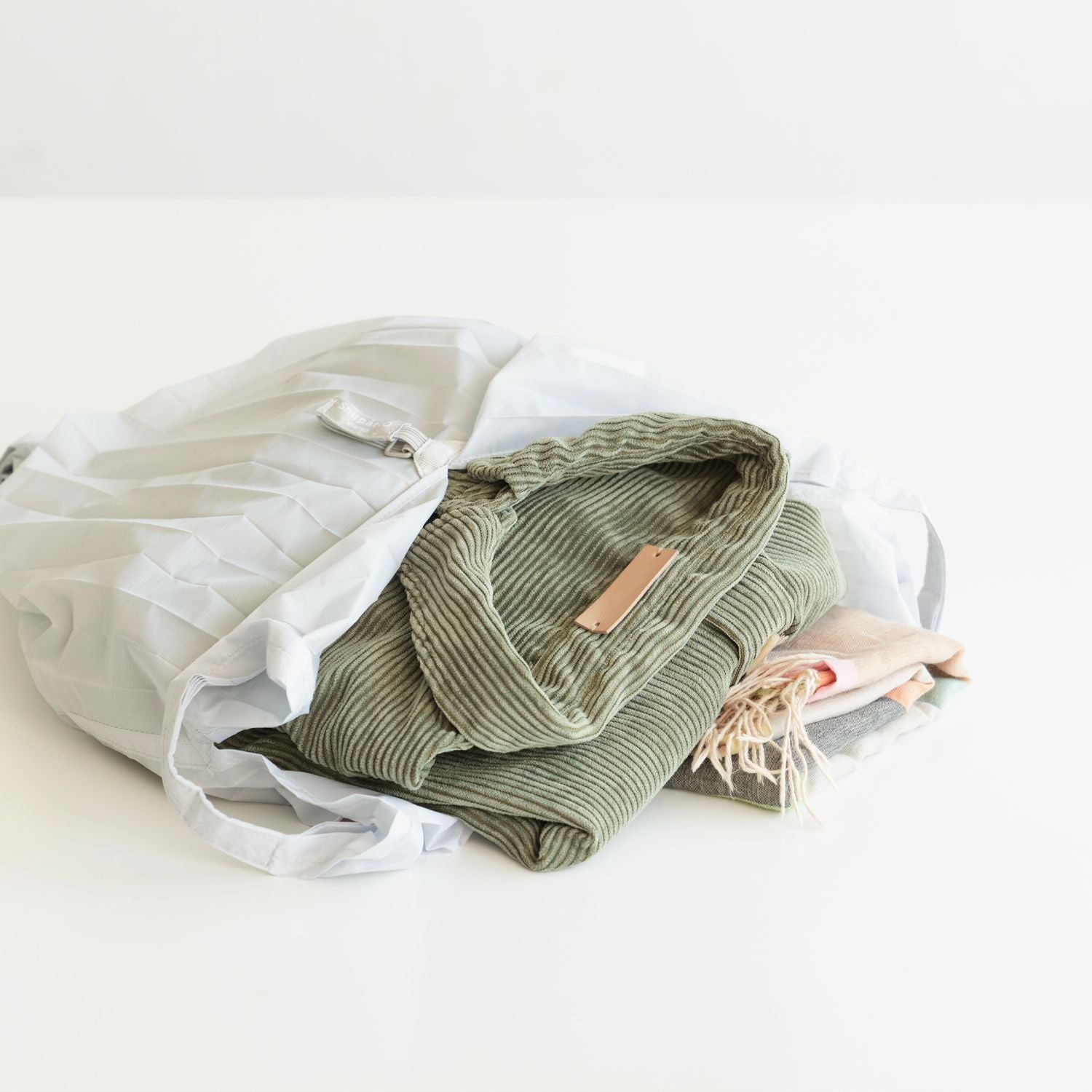 Shupatto Foldable Minimal Bag 12L