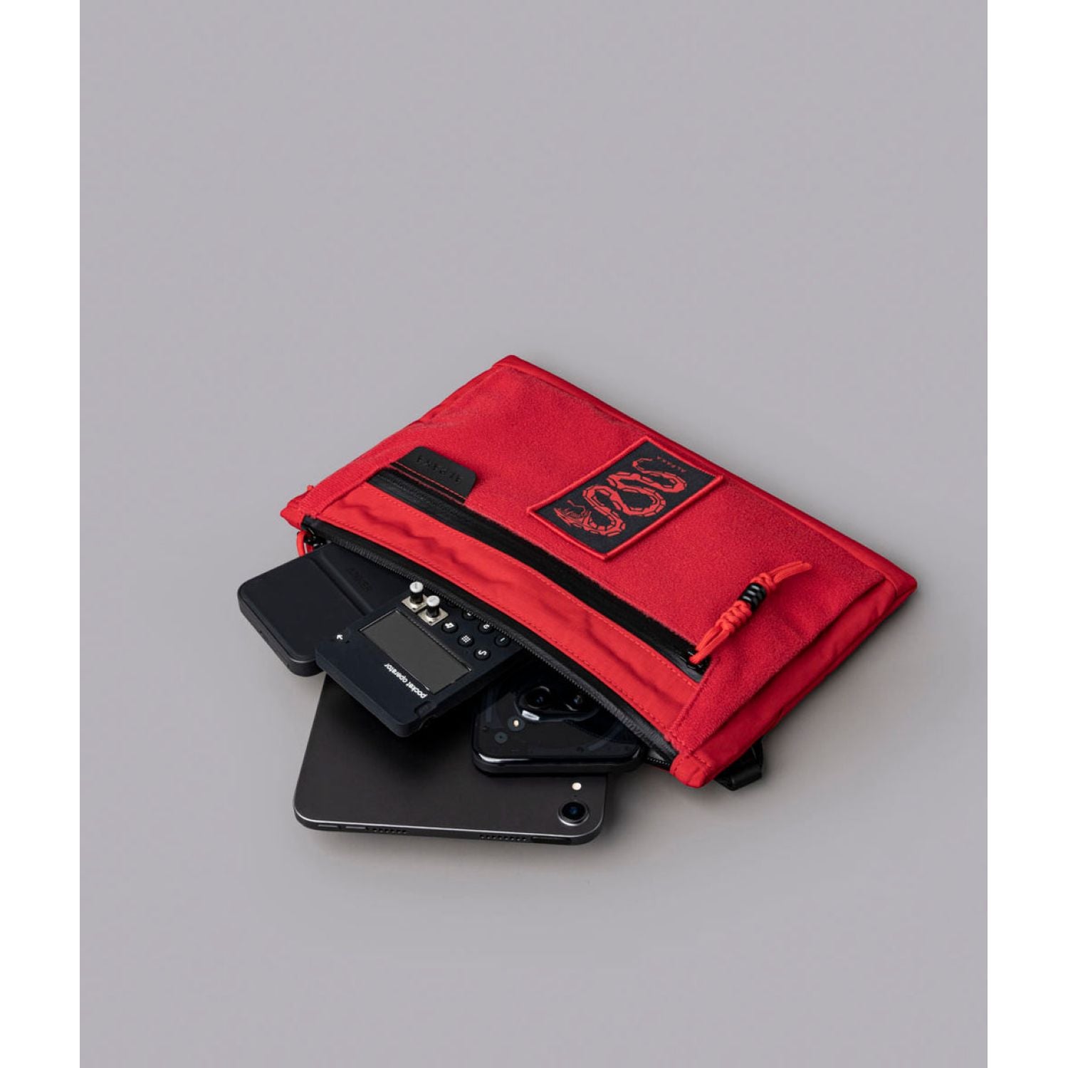 ALPAKA Zip Pouch Max V2