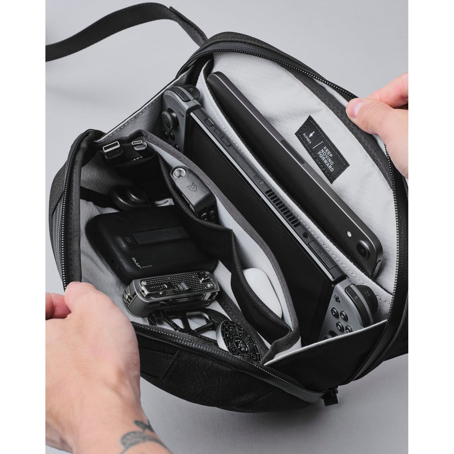ALPAKA Bravo Waist Pack