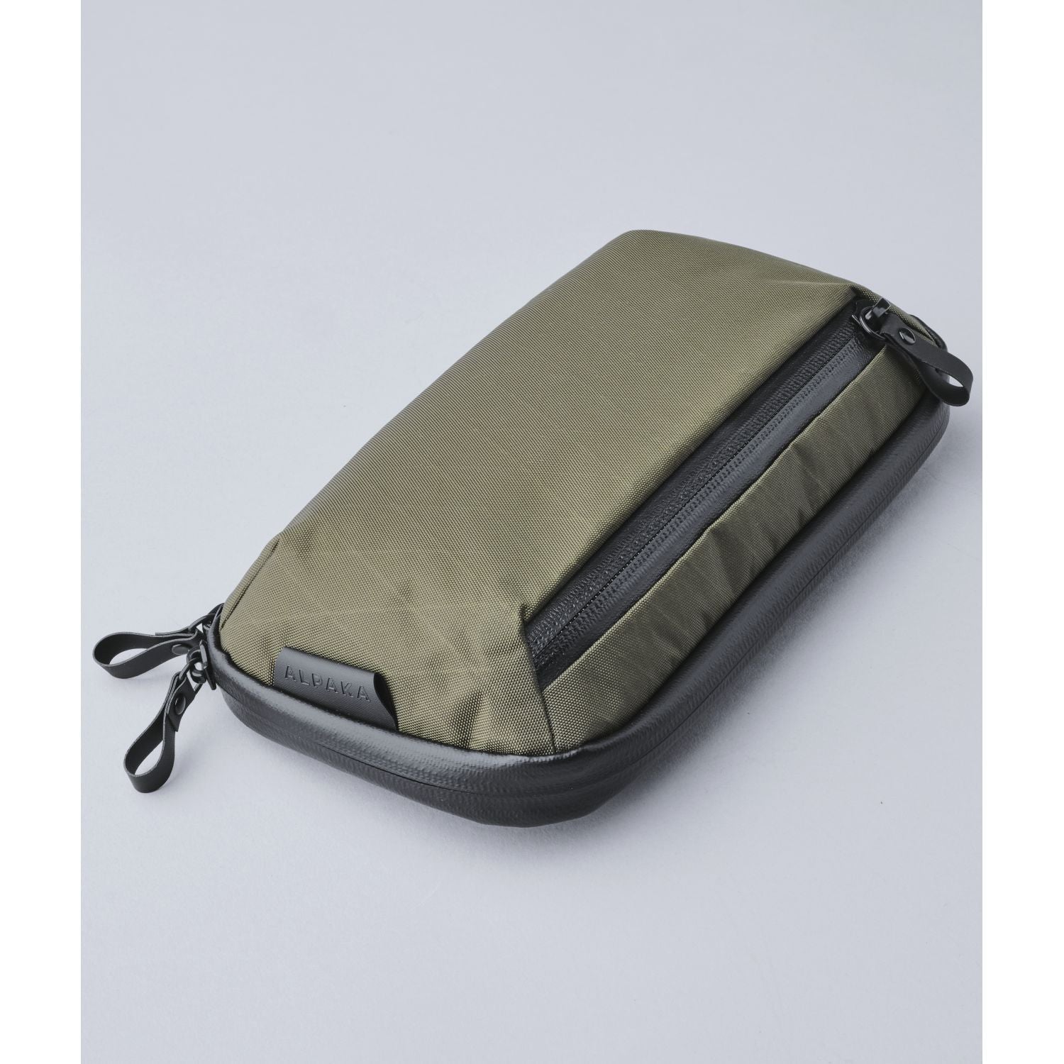 ALPAKA Elements Tech Case Sling Mini