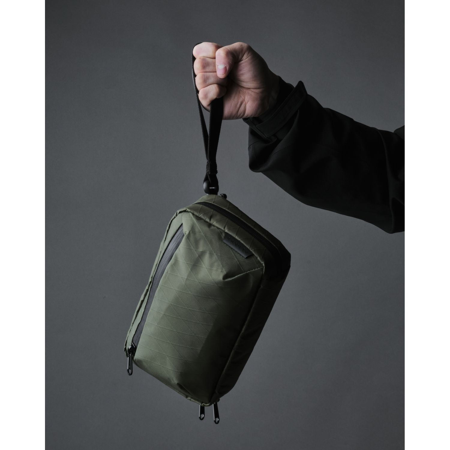 ALPAKA Elements Tech Case Sling