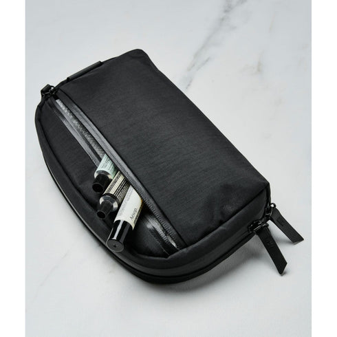 ALPAKA Toiletry Bag