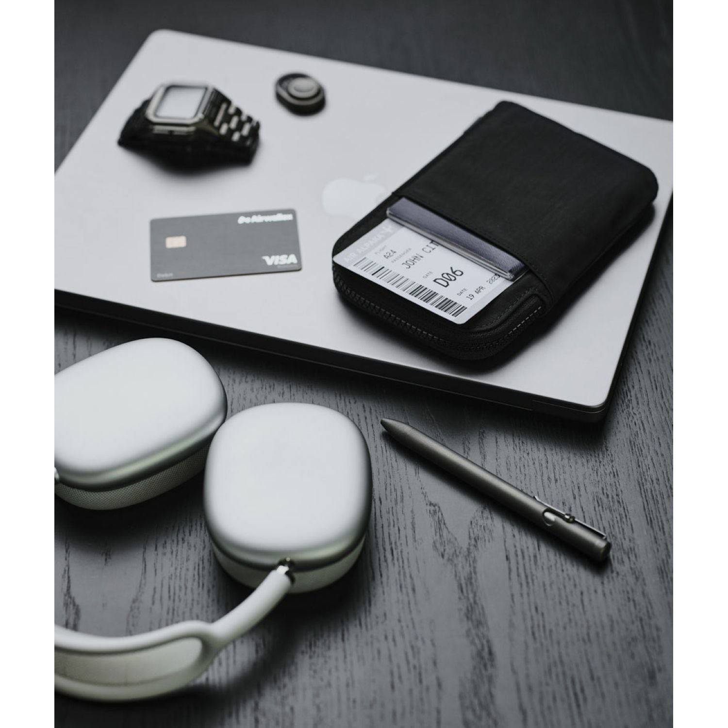 ALPAKA Zip Travel Wallet