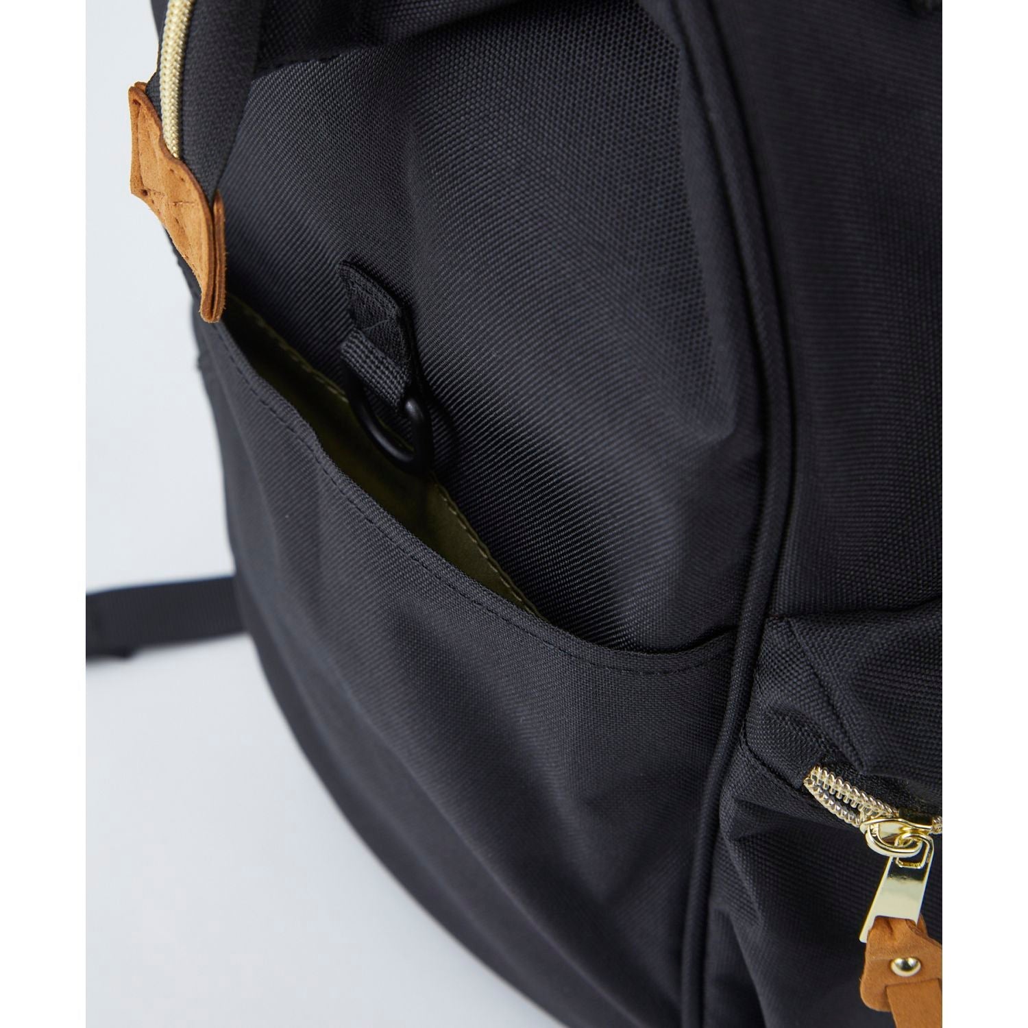 Anello Cross Bottle Kuchigane Backpack L