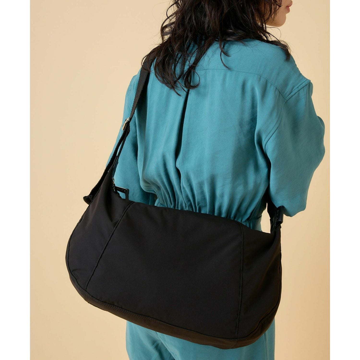 Anello Souffle Shoulder Bag