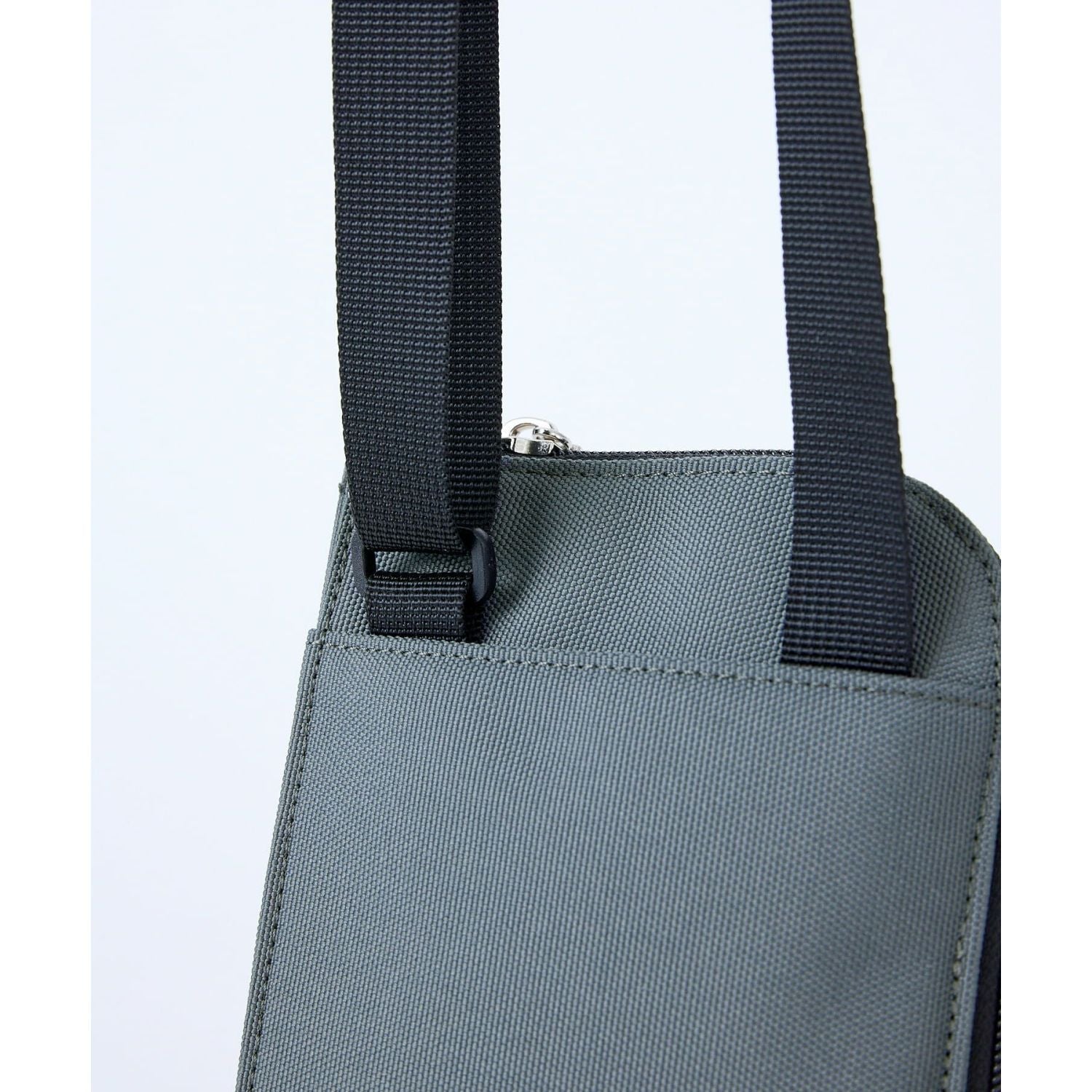 Anello To Go Rounded Zip Mini Shoulder Bag