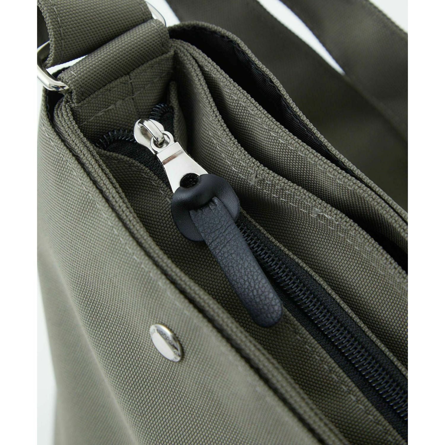 Anello To Go Shoulder Bag