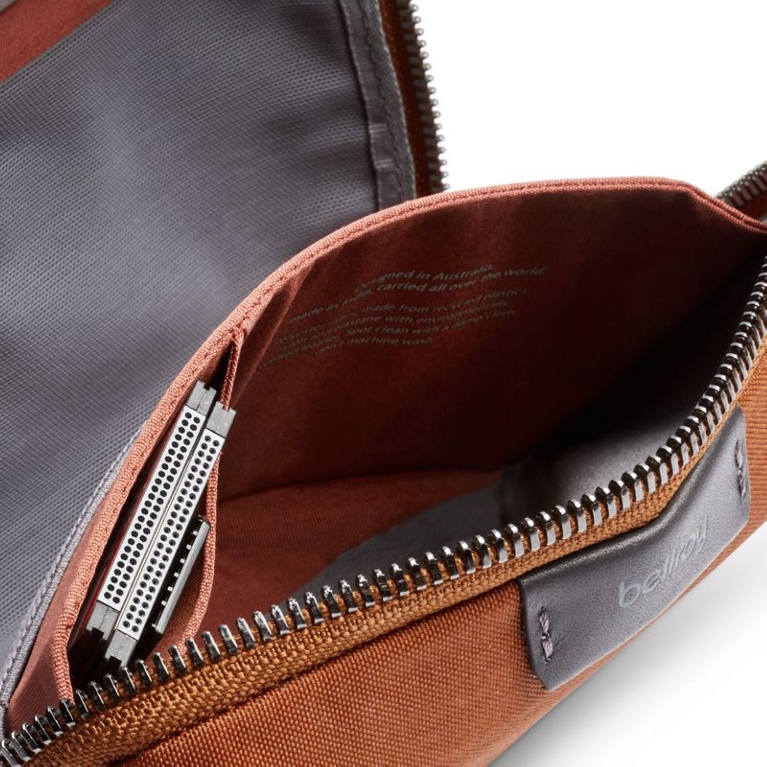 Bellroy Tech Kit Compact