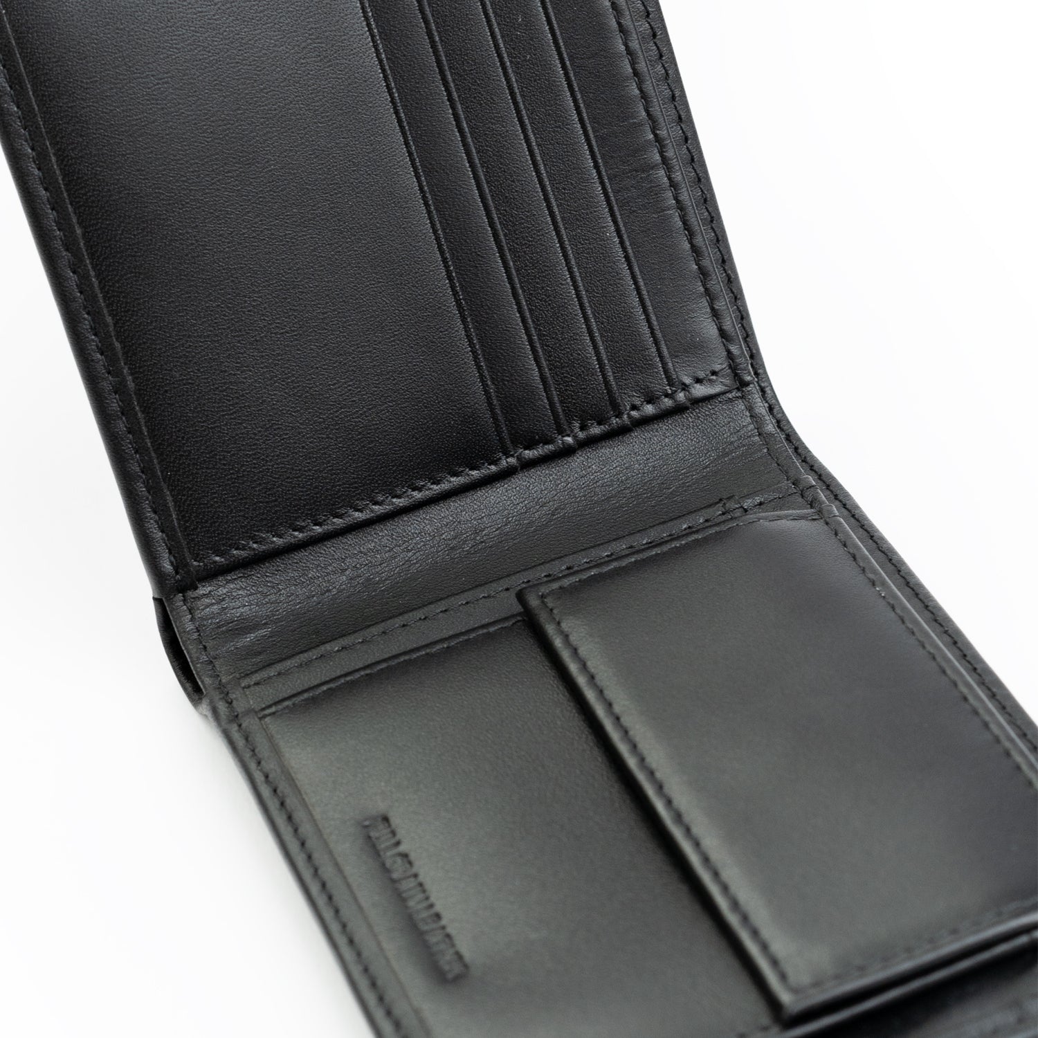 Crossing Sydney Bi-Fold Leather Wallet With Coin Pocket (SA)