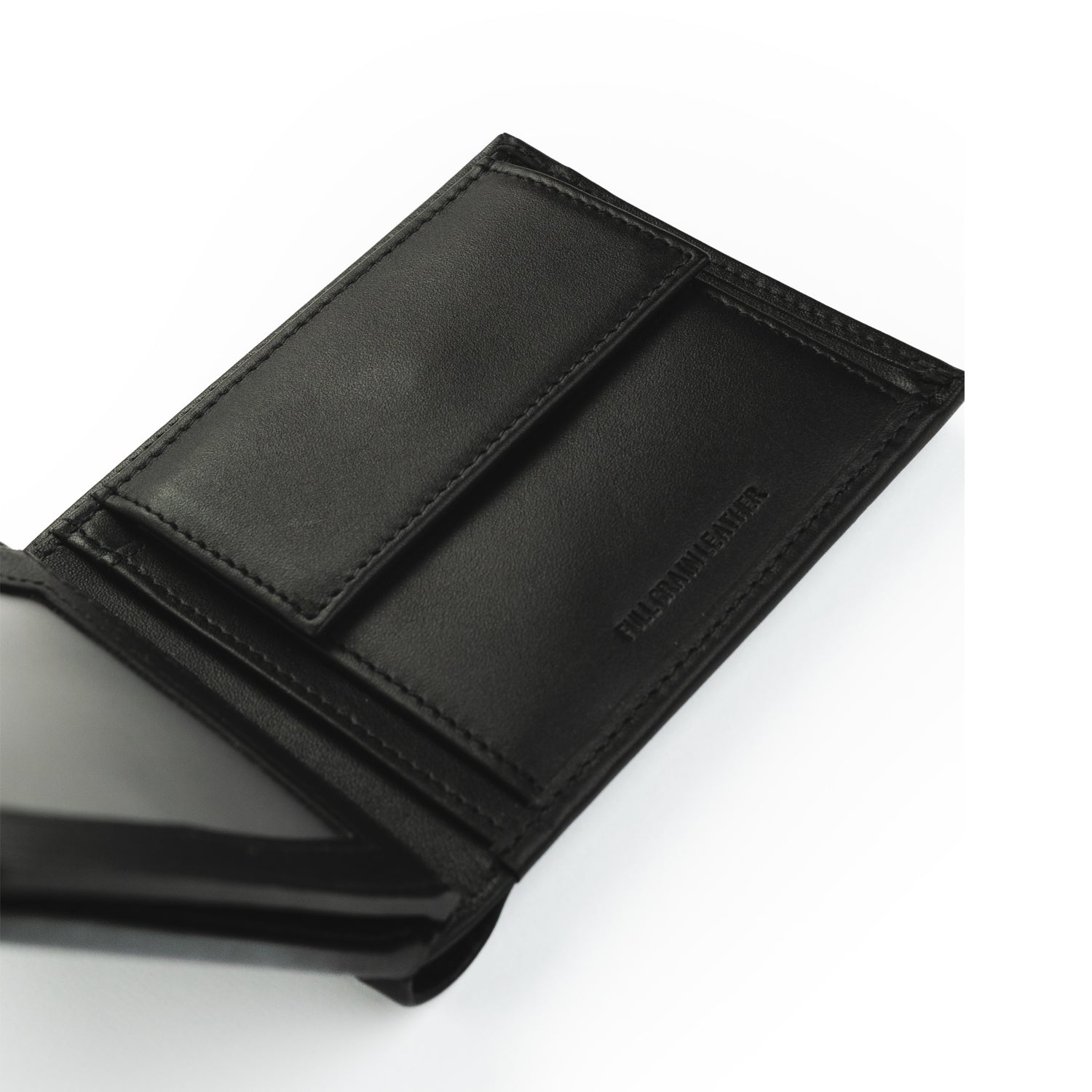 Crossing Sydney Bi-Fold Leather Wallet With Flap And Coin Pouch