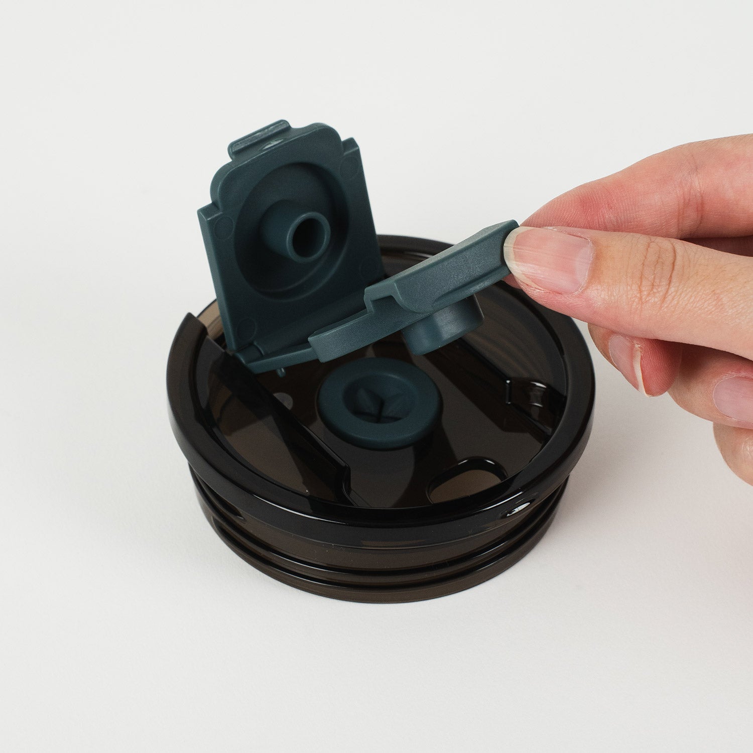 Crossing Volt Insulated Stainless Steel Straw Tumbler 710ML