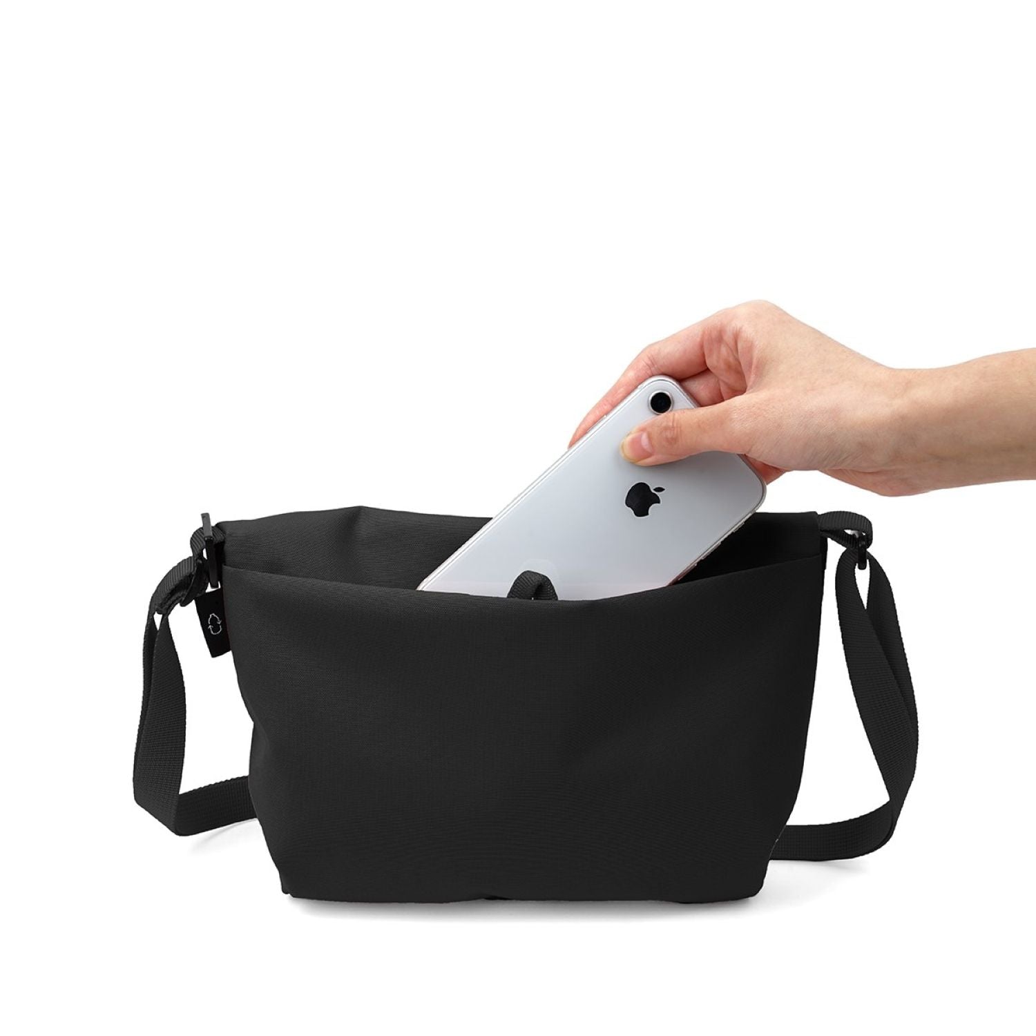 Hellolulu Cana Compact Utility Bag Recycled (SA)