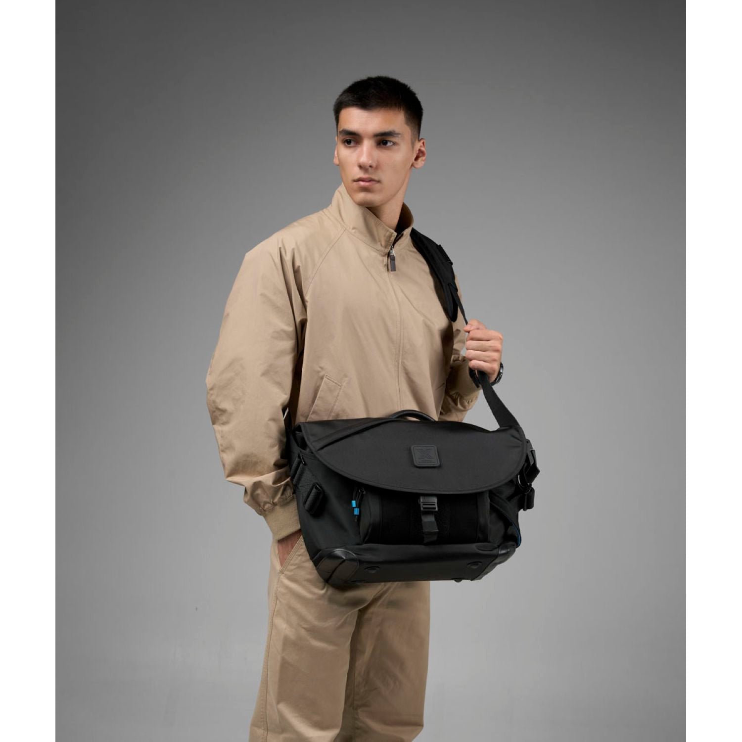 ALPAKA 7Ven Messenger Decade Edition 16" Ballastic Nylon 840D Bag