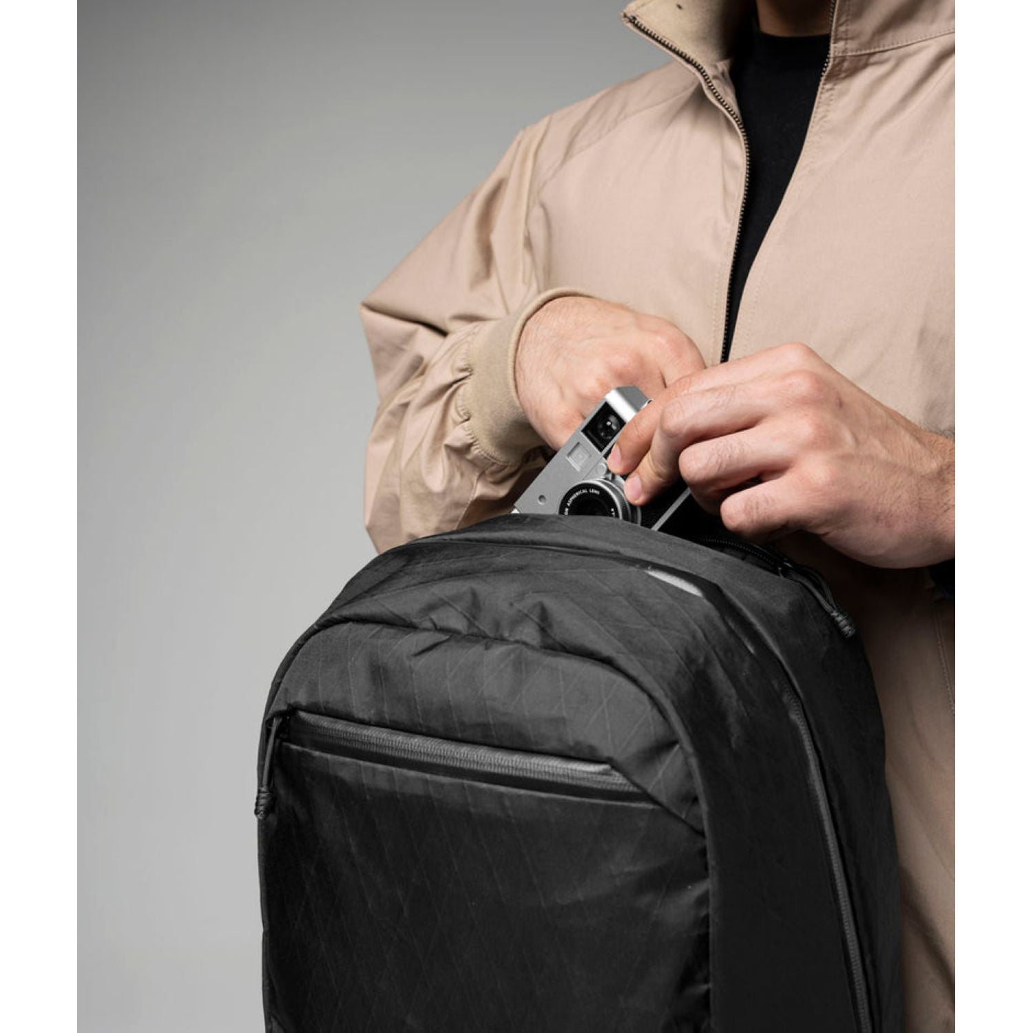 ALPAKA Essential Backpack Lite 16L