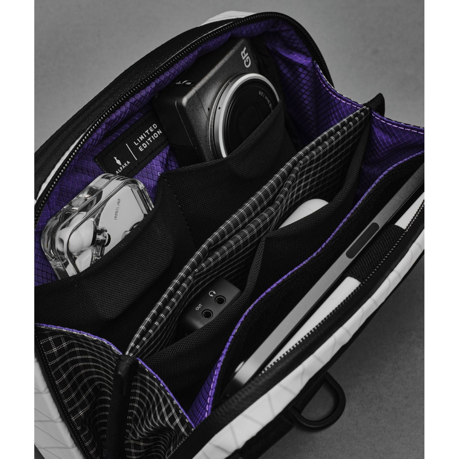 ALPAKA Elements Tech Case Max