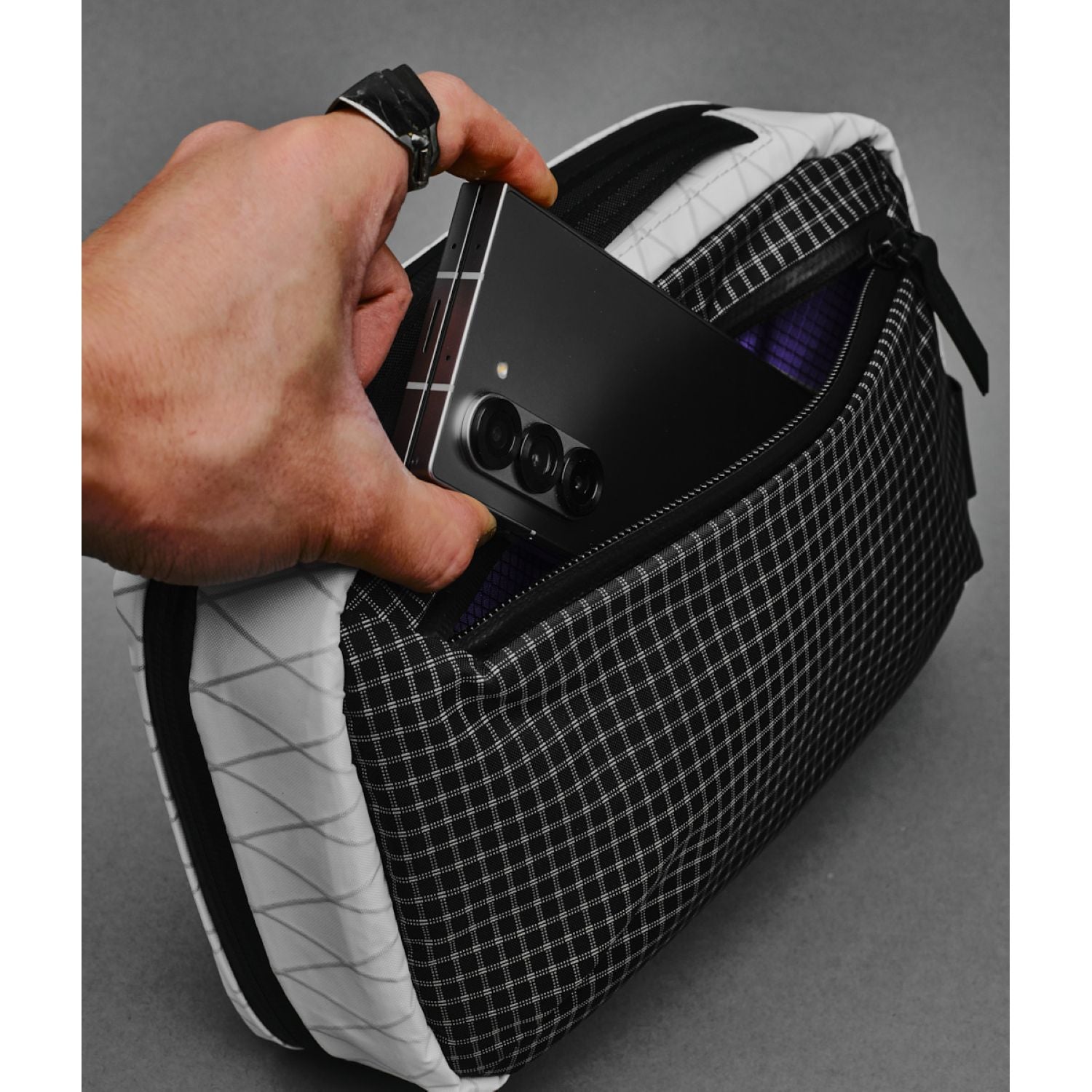 ALPAKA Elements Tech Case Max