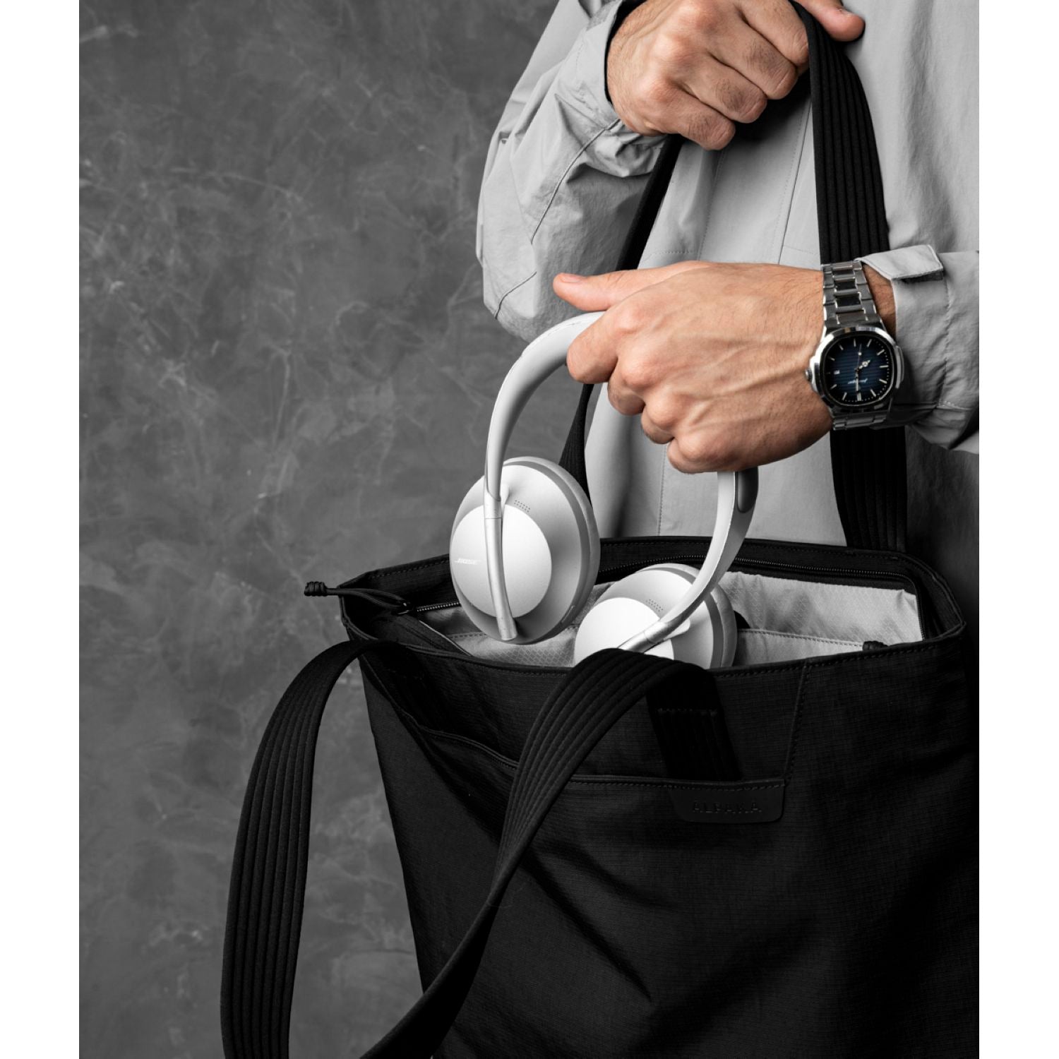 ALPAKA Flight Tote Bag (L)