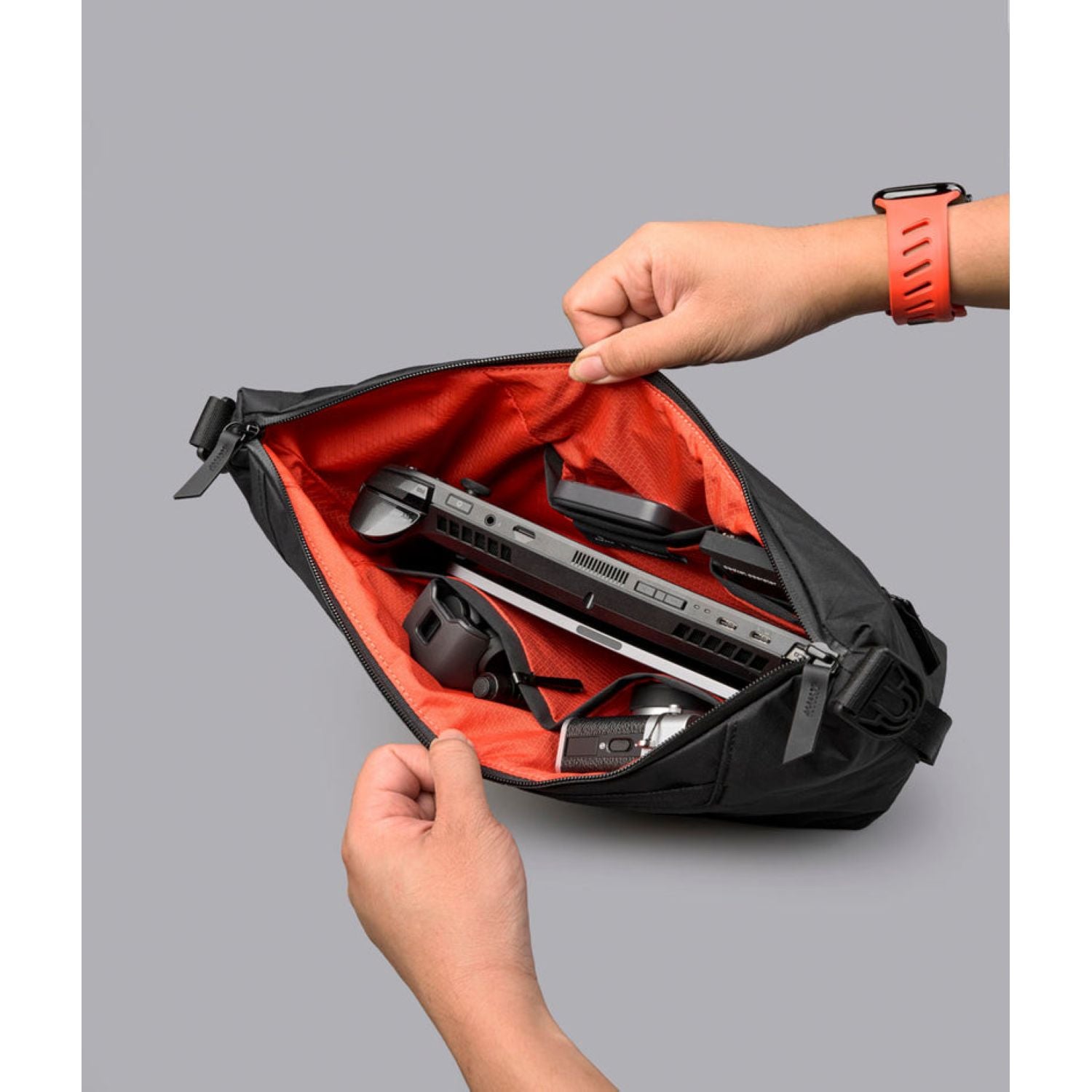 ALPAKA Flow Satchel 4L