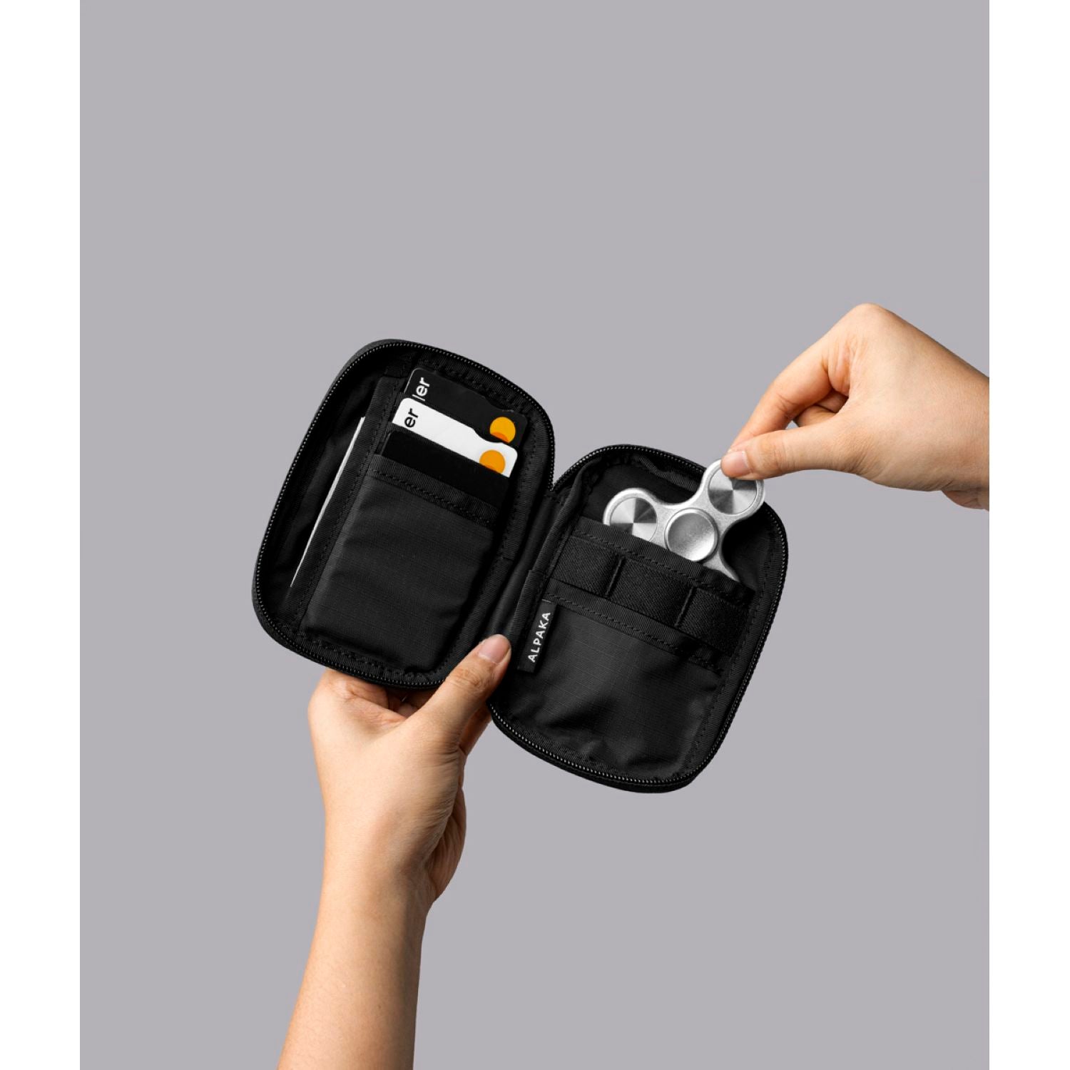 ALPAKA Hub Pouch V2