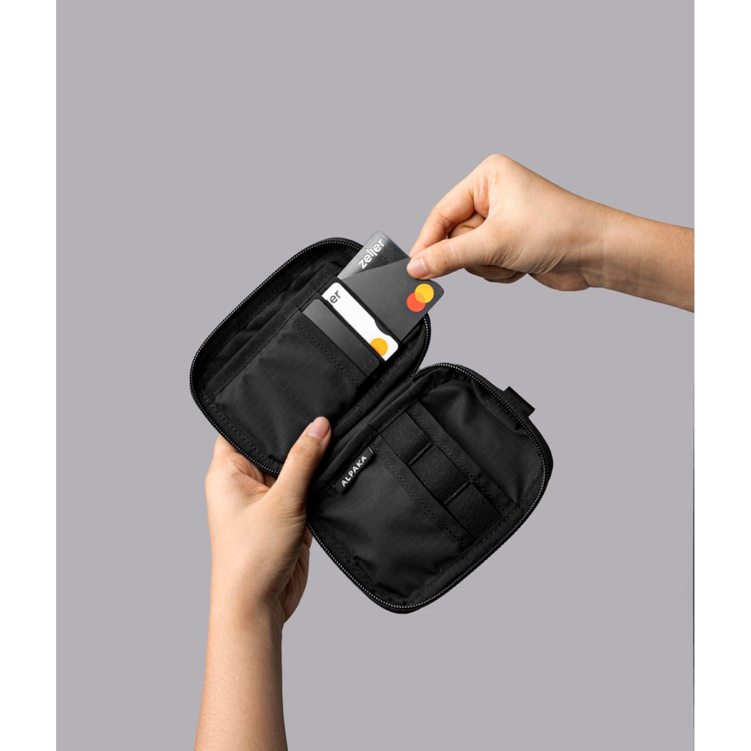 ALPAKA Hub Pouch V2