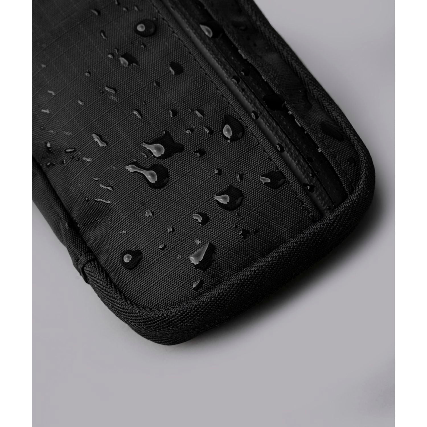ALPAKA Hub Pouch V2