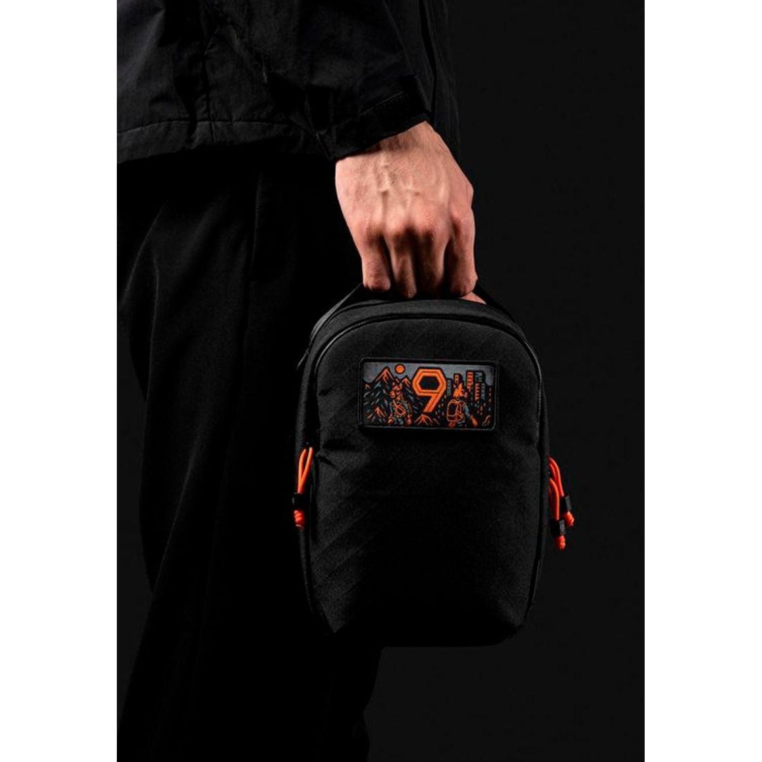 ALPAKA Metro Sling Max 9Th Anniversary Edition