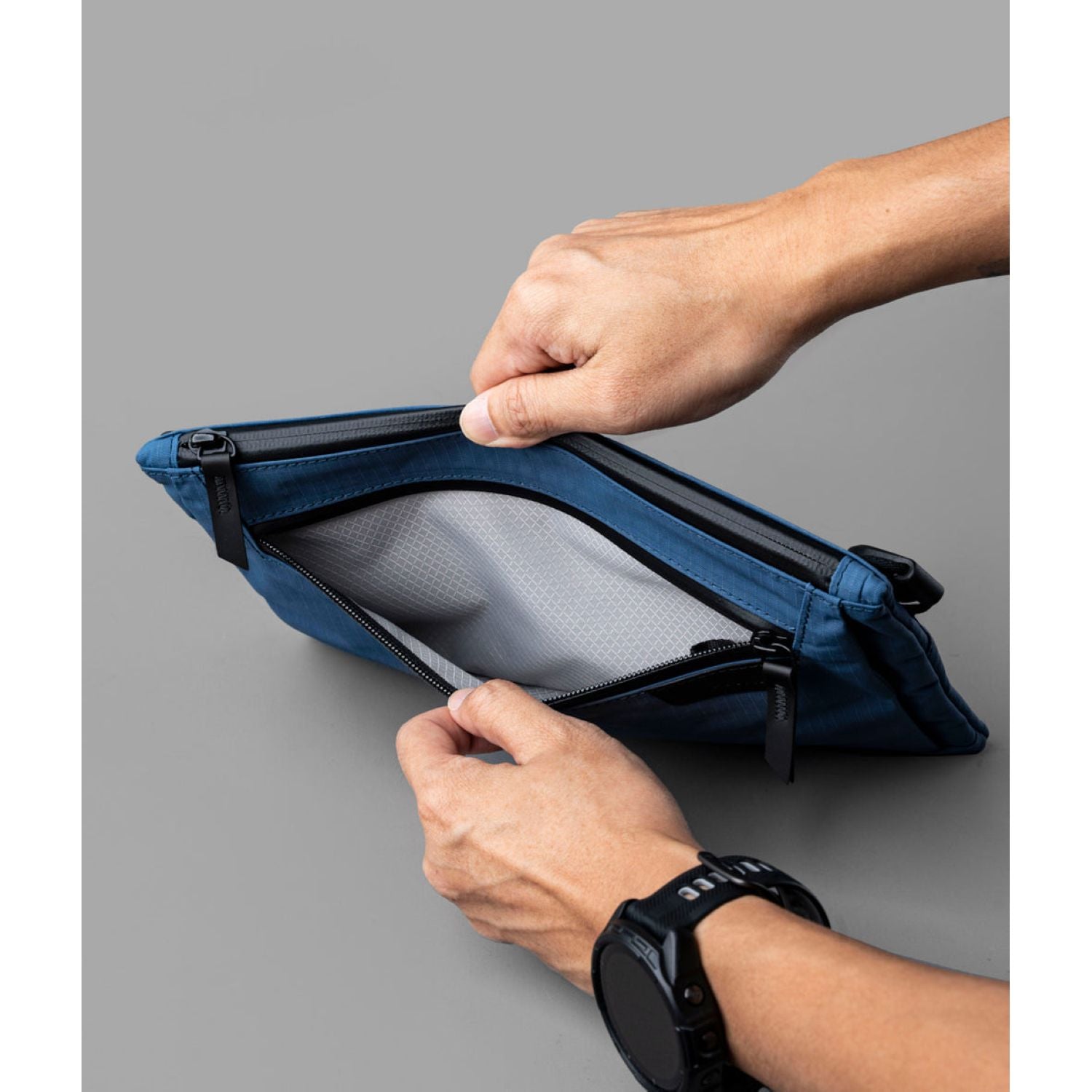 ALPAKA Zip Pouch Max V2