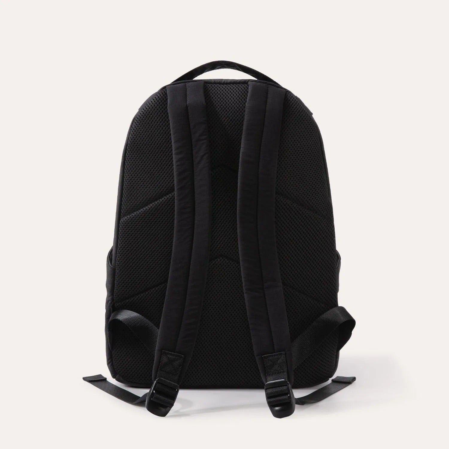 Bagsmart Zoraesque Feather Light Backpack 14L