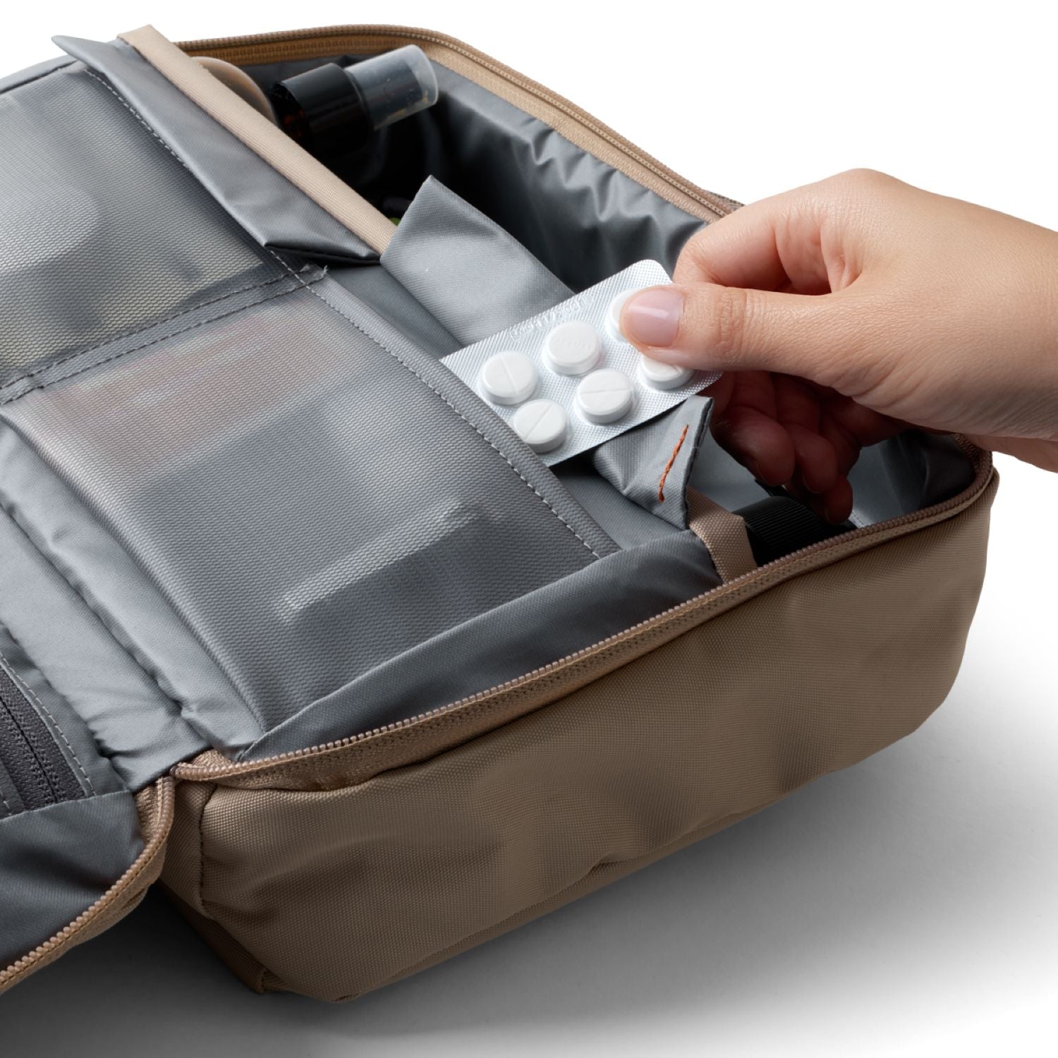 Bellroy Hanging Toiletry Kit Plus