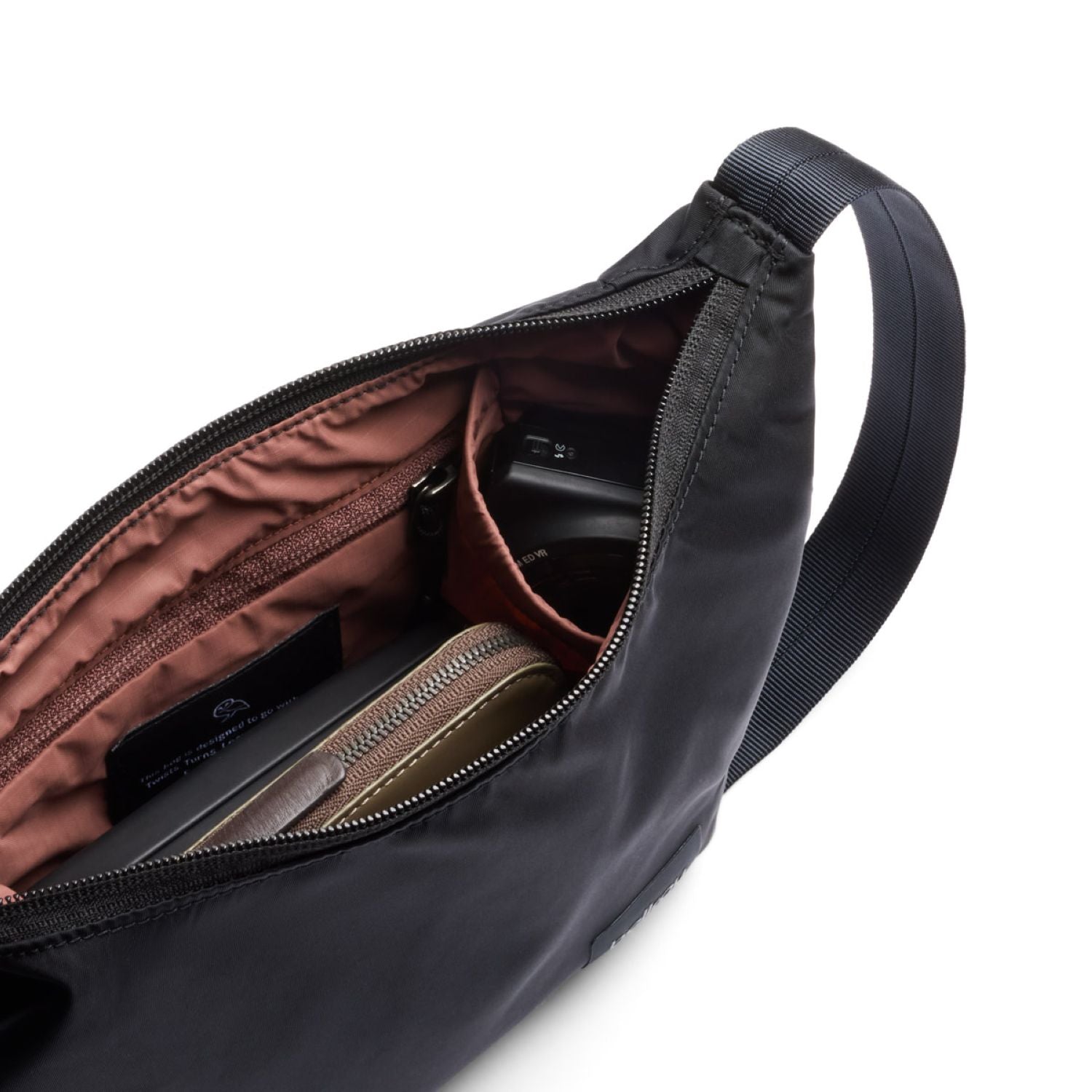 Bellroy Laneway Crescent Bag 2.5L