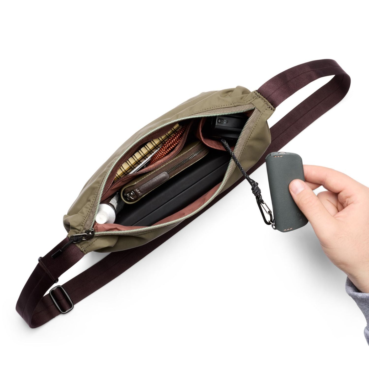 Bellroy Laneway Crescent Bag 2.5L