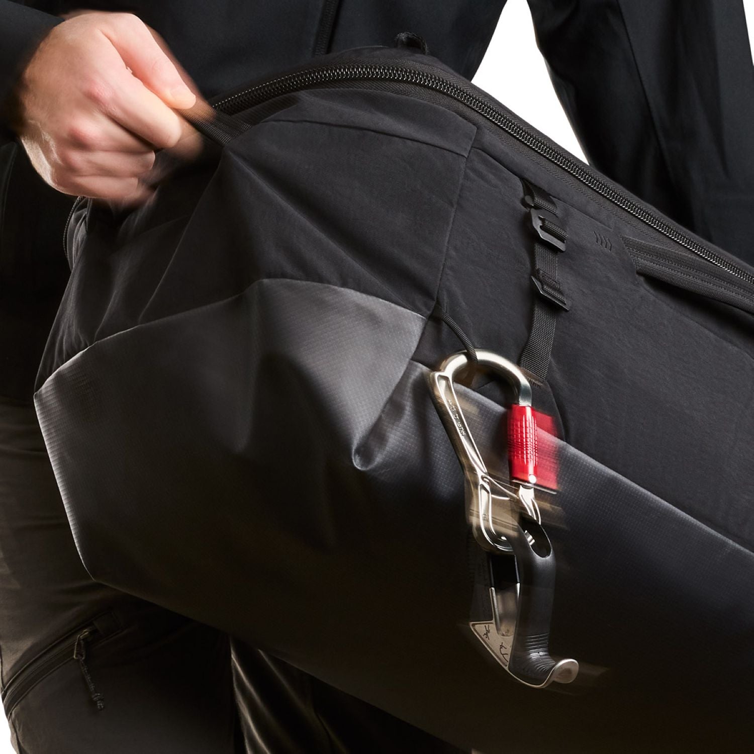 Bellroy Venture Hauler Pack