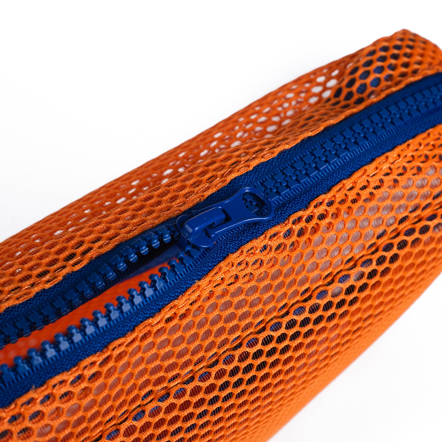 Crossing Jules Everywhere Mesh Pouch (Large)