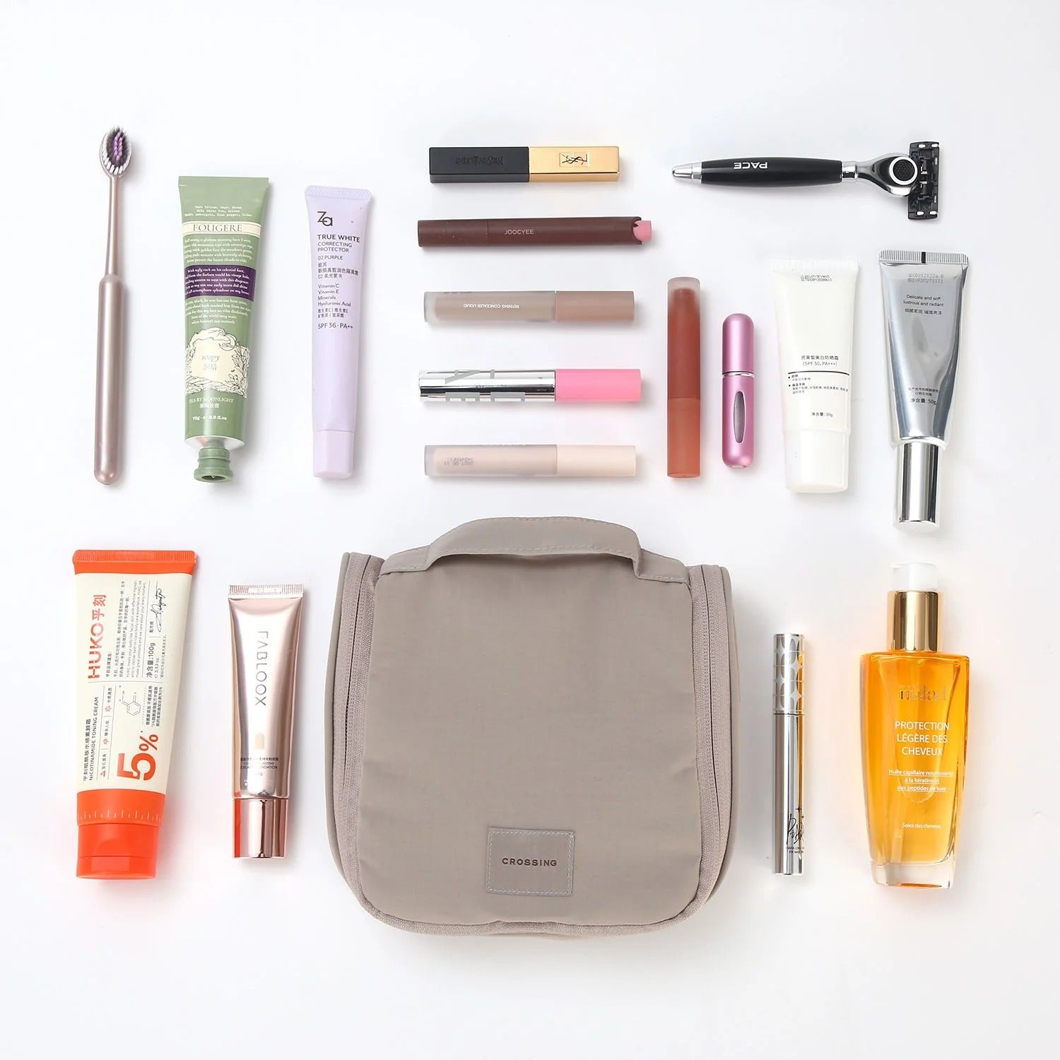 Crossing Waterproof Ripstop Nylon Hanging Toiletry Kit