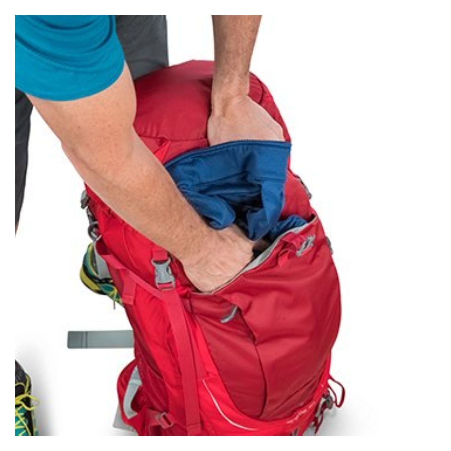 Osprey Stratos 34 Backpack - Small/Medium - Men's Day Hiking