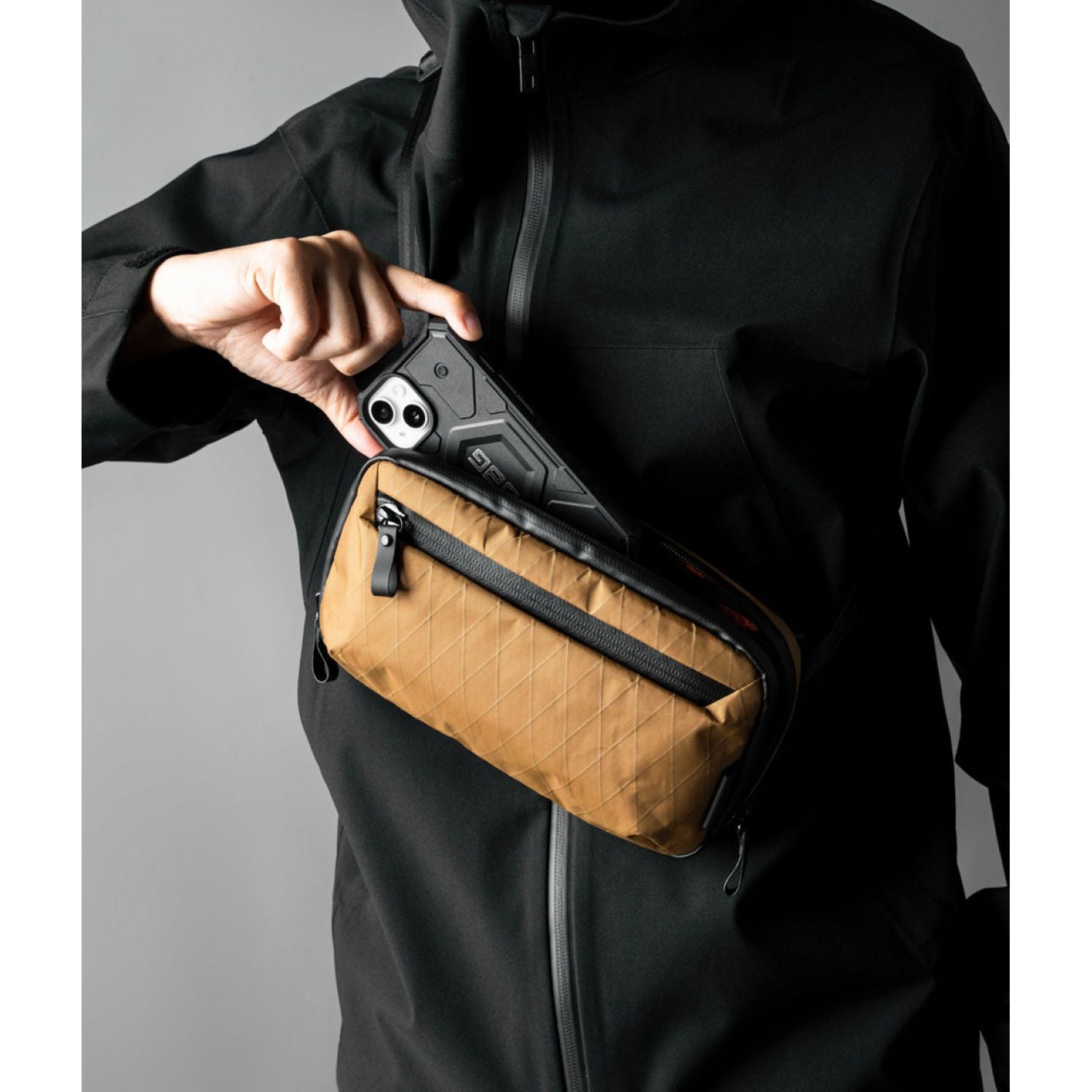 ALPAKA Elements Tech Case Sling Mini (SA)