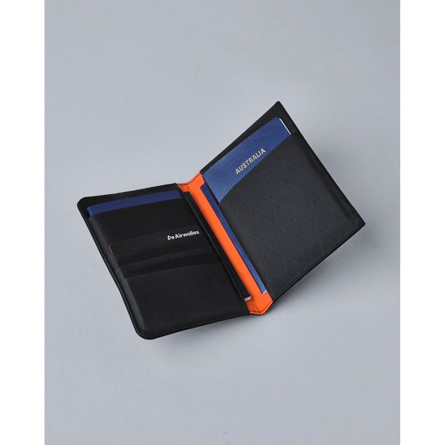 ALPAKA ARK Bifold Passport Wallet