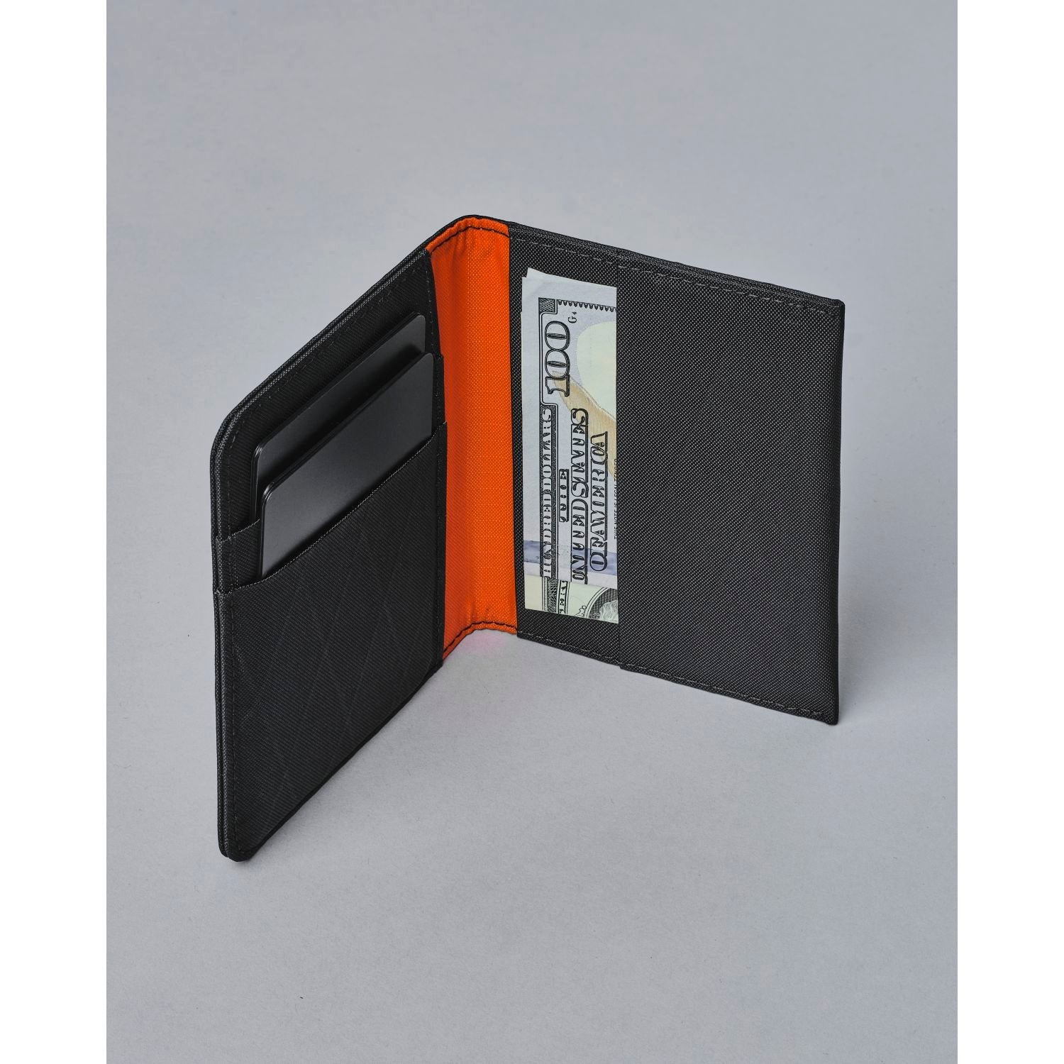 ALPAKA ARK Bifold Wallet