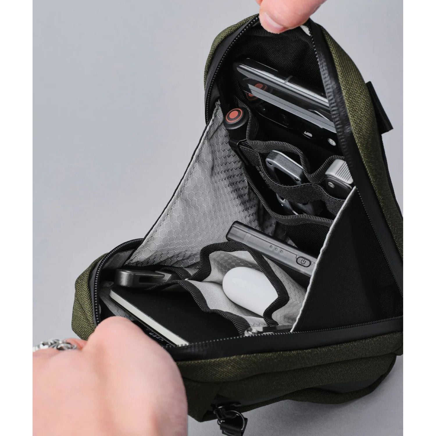 ALPAKA Metro Sling (Axoflux)