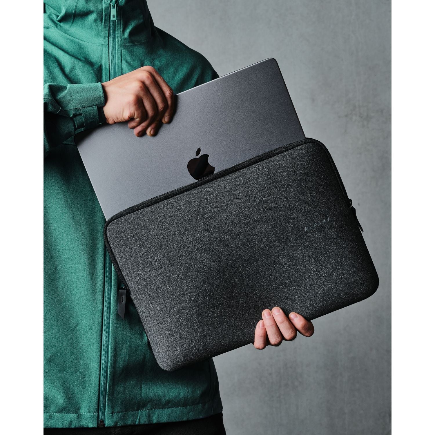ALPAKA Slim Laptop Sleeve 14"
