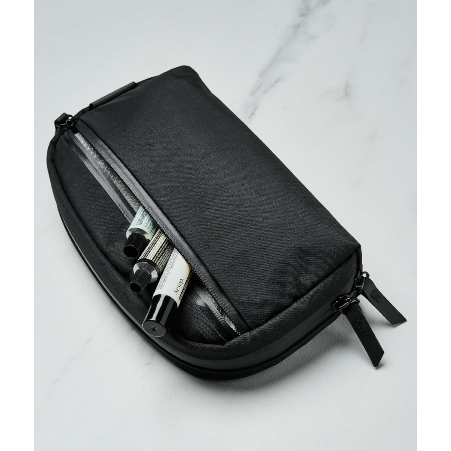 ALPAKA Toiletry Bag