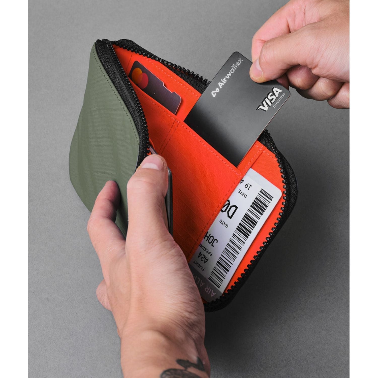 ALPAKA Zip Travel Wallet