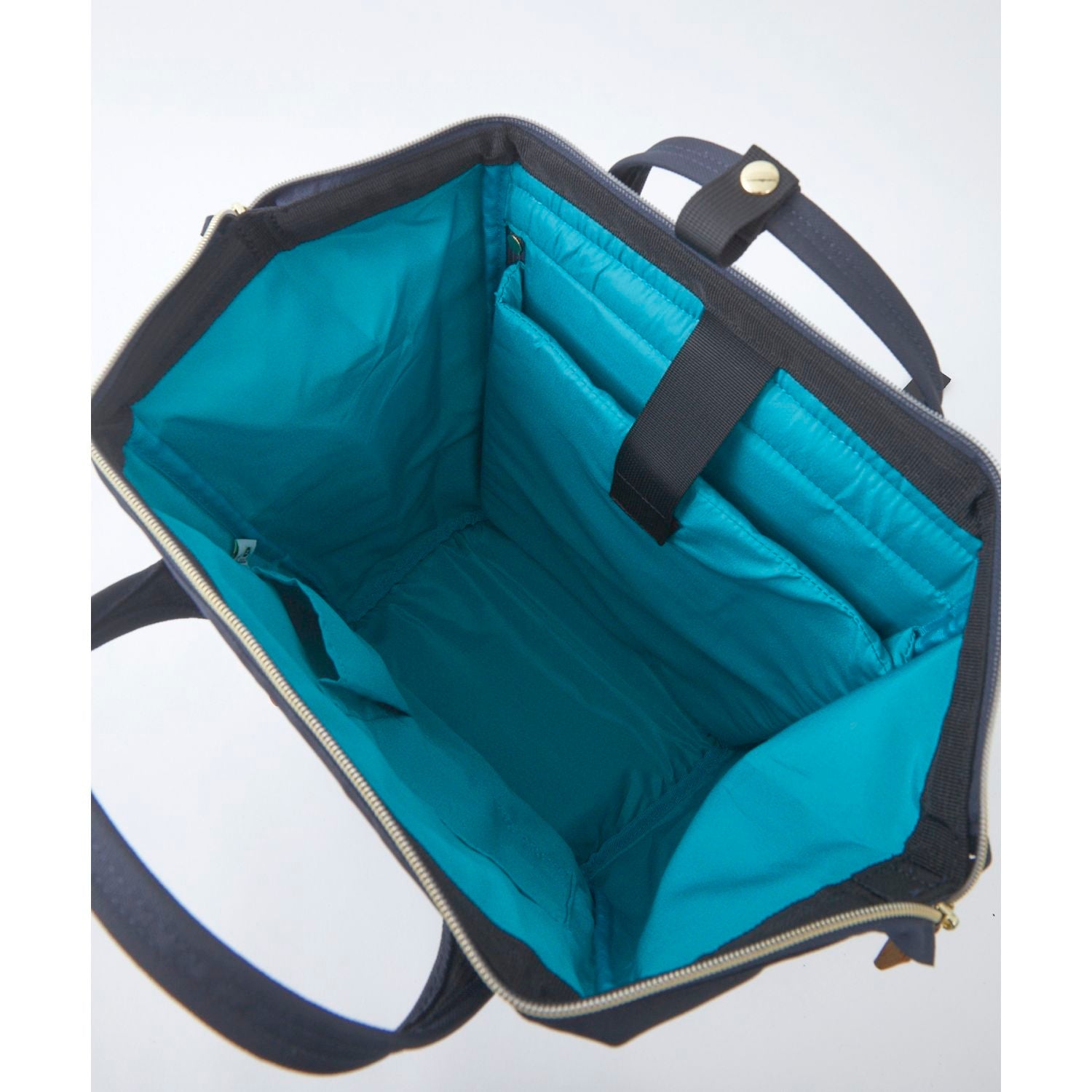 Anello Cross Bottle Kuchigane Backpack R