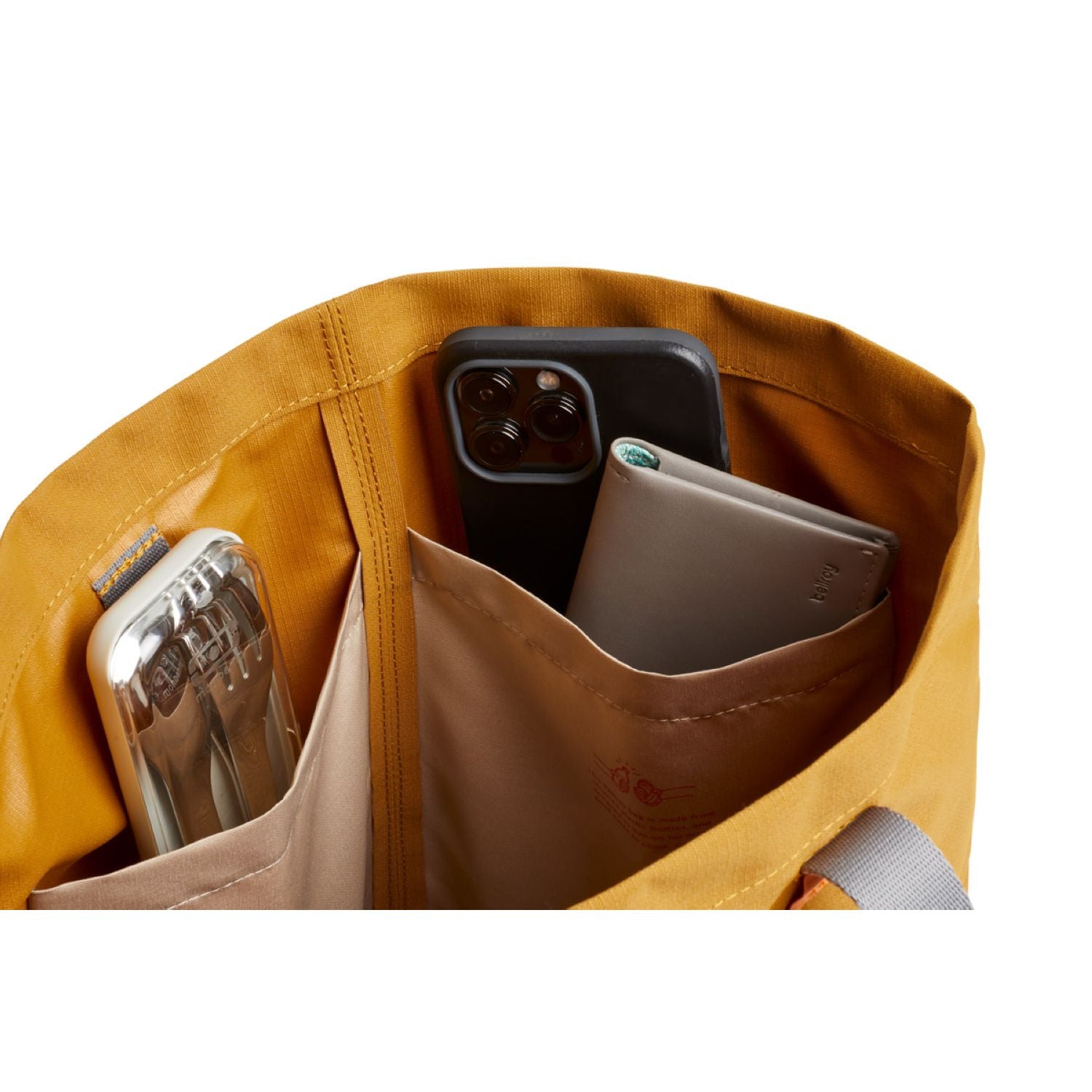 Bellroy City Tote (SA)