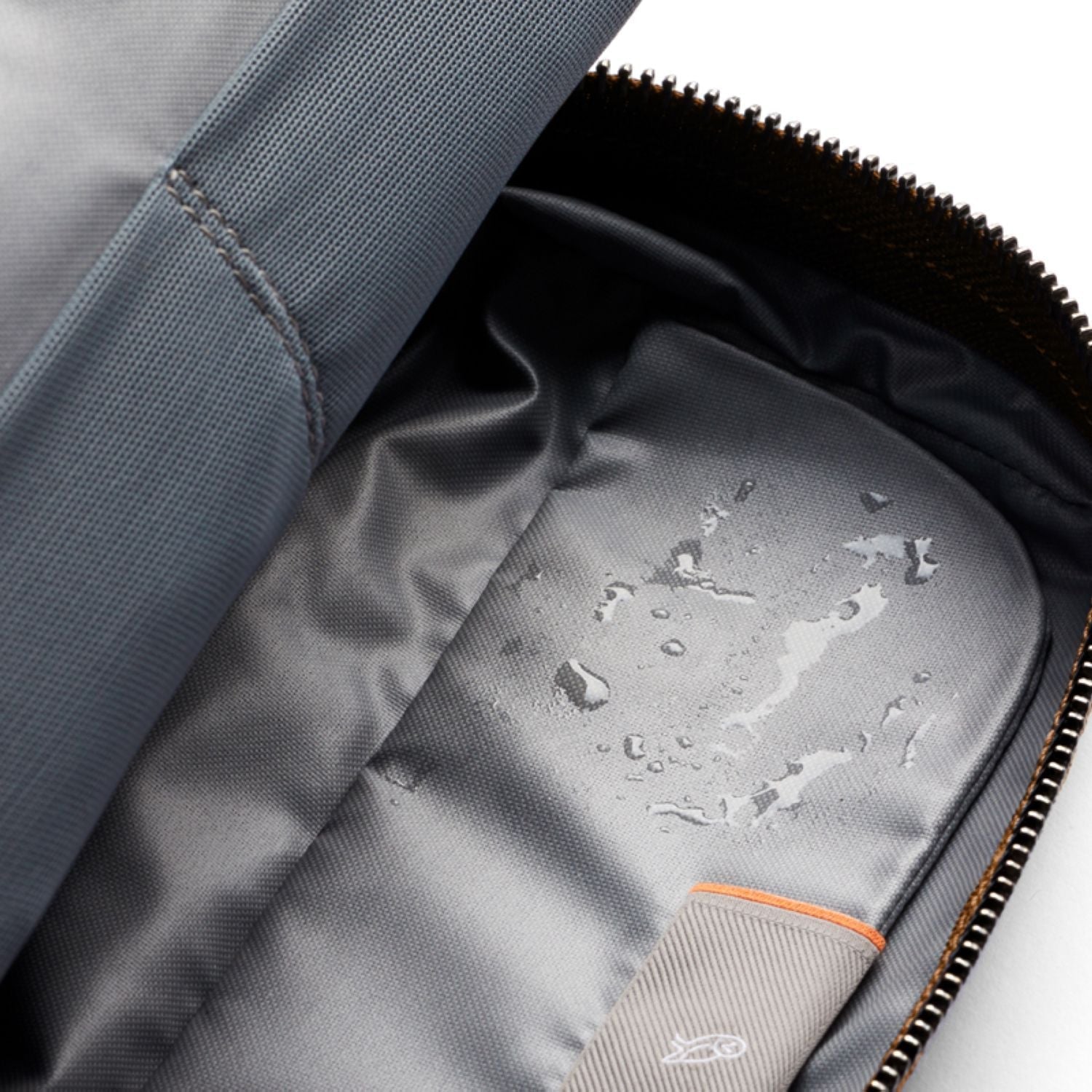 Bellroy Toiletry Kit (SA)