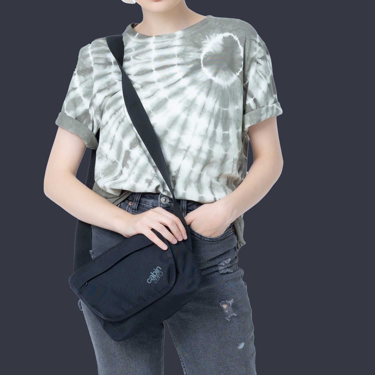 Cabinzero Flapjack Shoulder Bag 4L