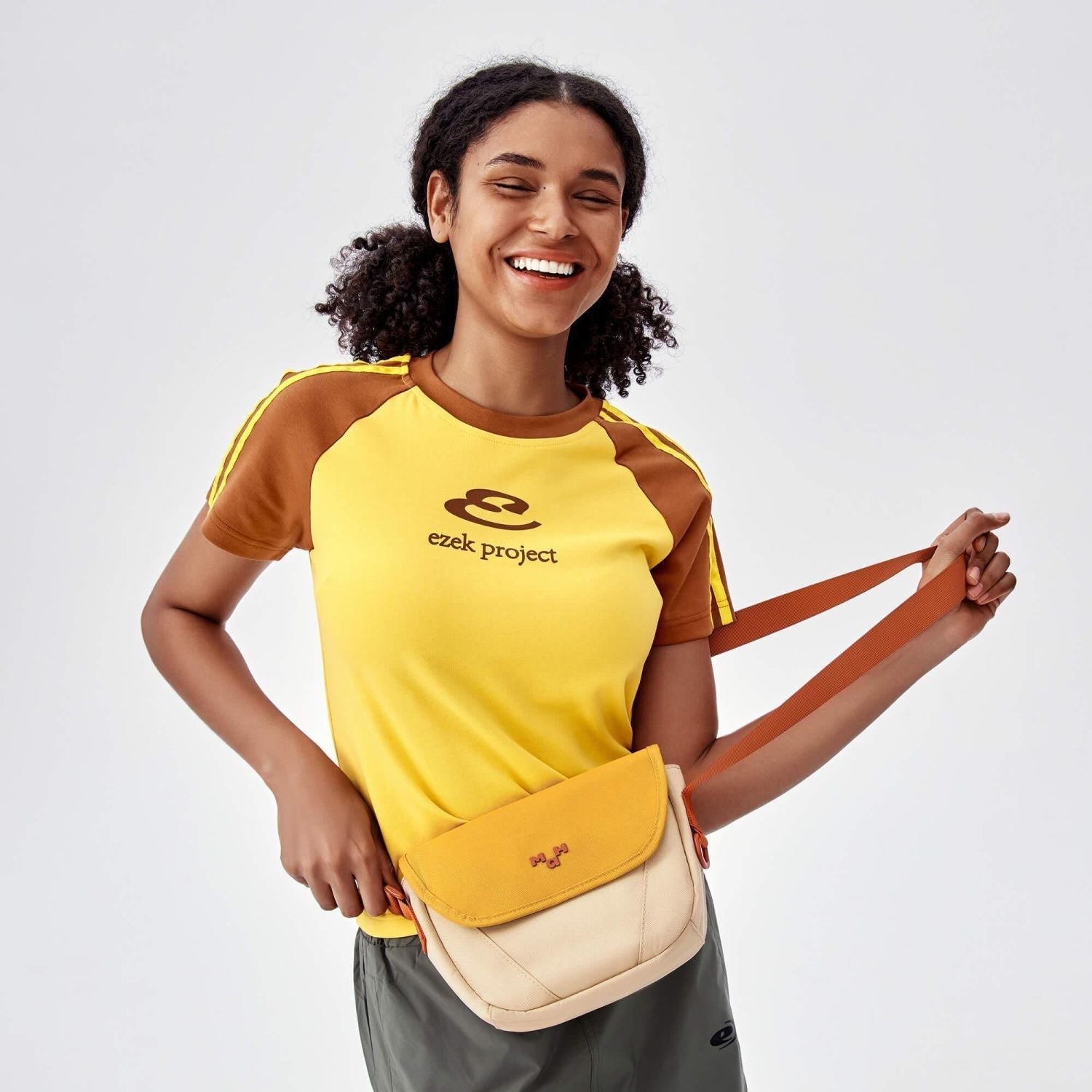 MAH Young Cross Shuttle Sling Bag (SA)