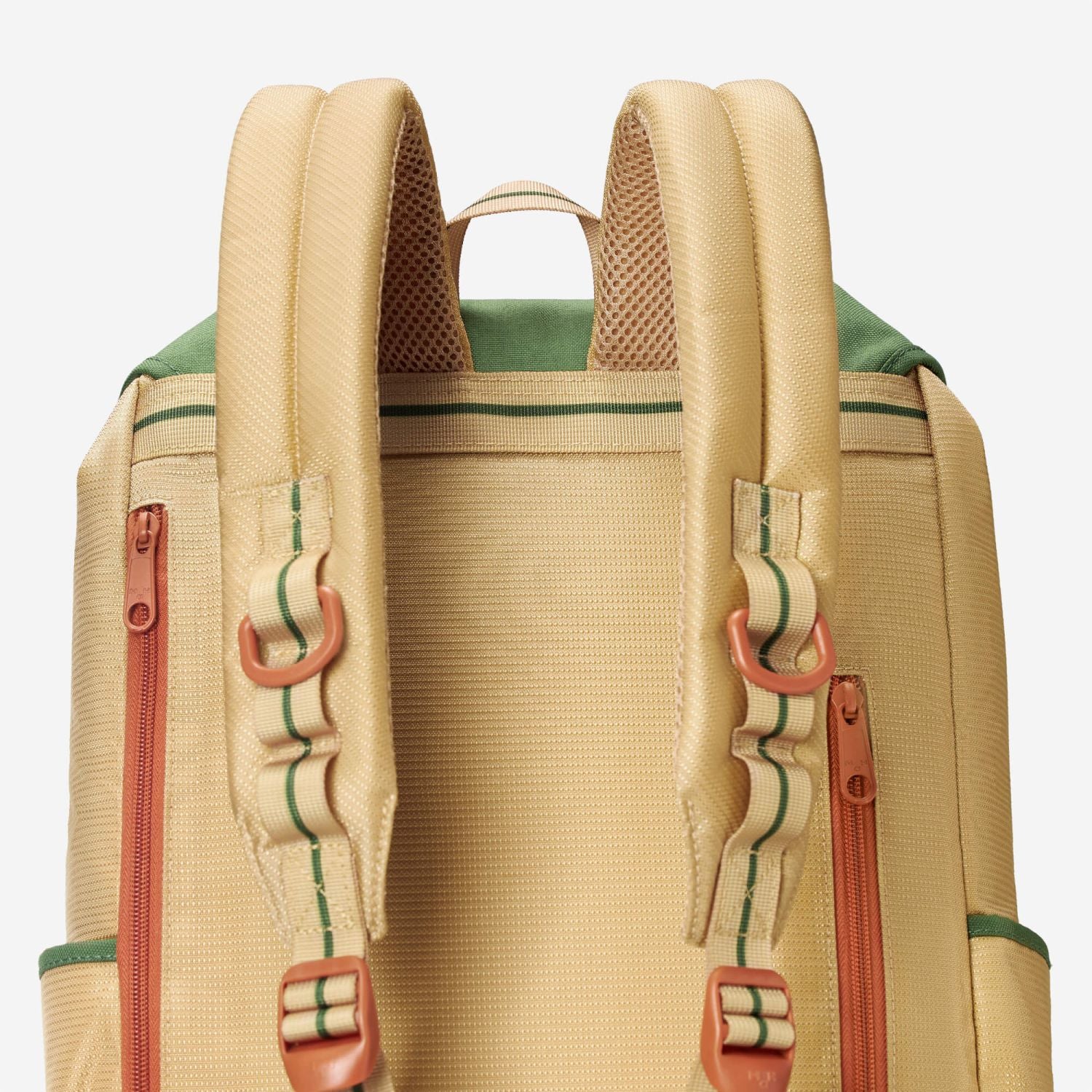 MAH Young Tour 18L Backpack