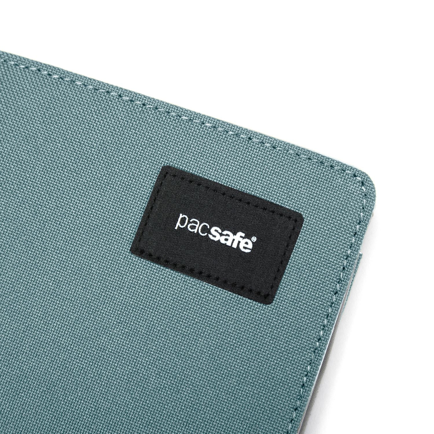Pacsafe Rfidsafe RFID Blocking Bifold Wallet